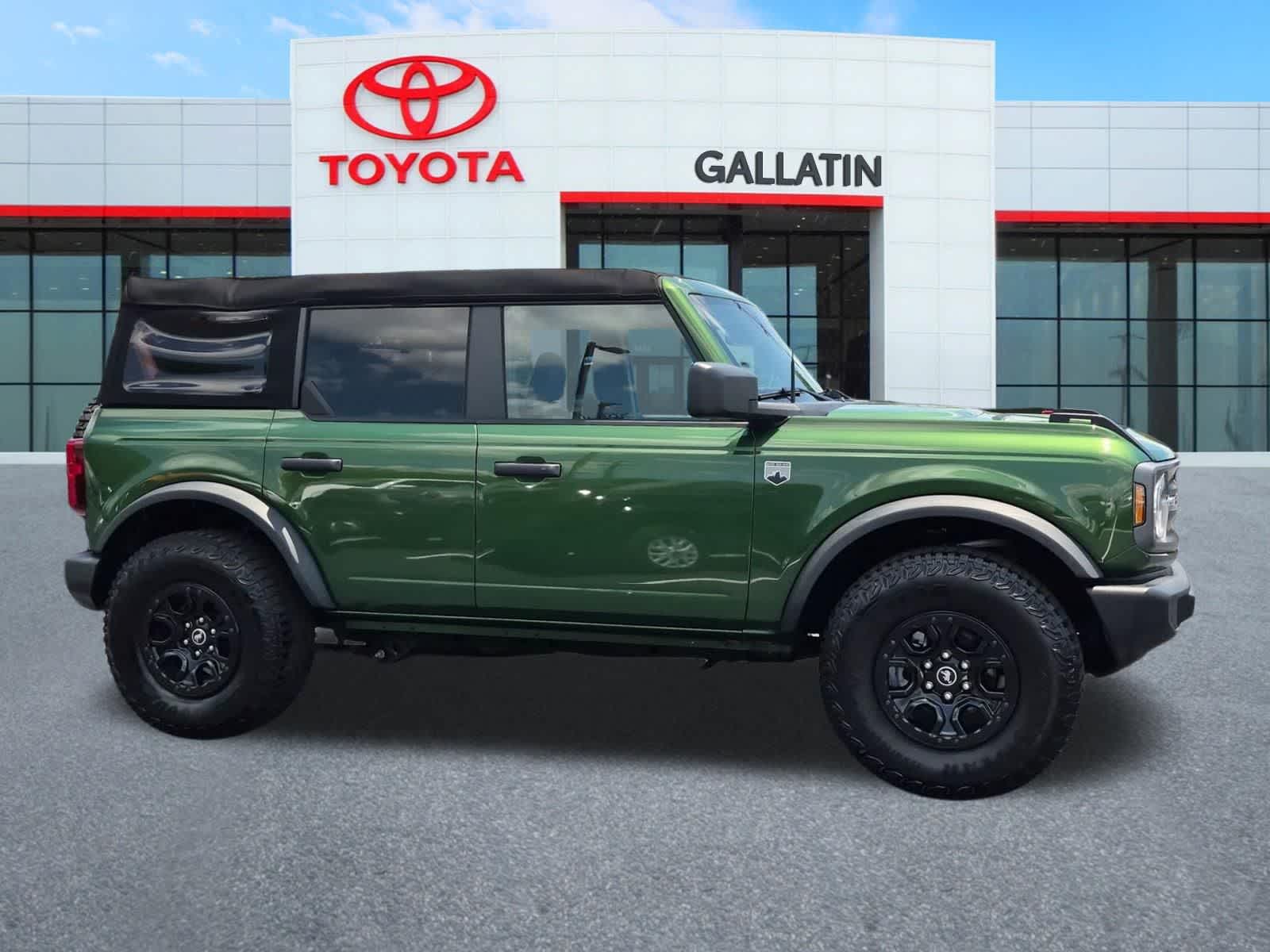 Thumbnail: 2024 Ford Bronco - 9