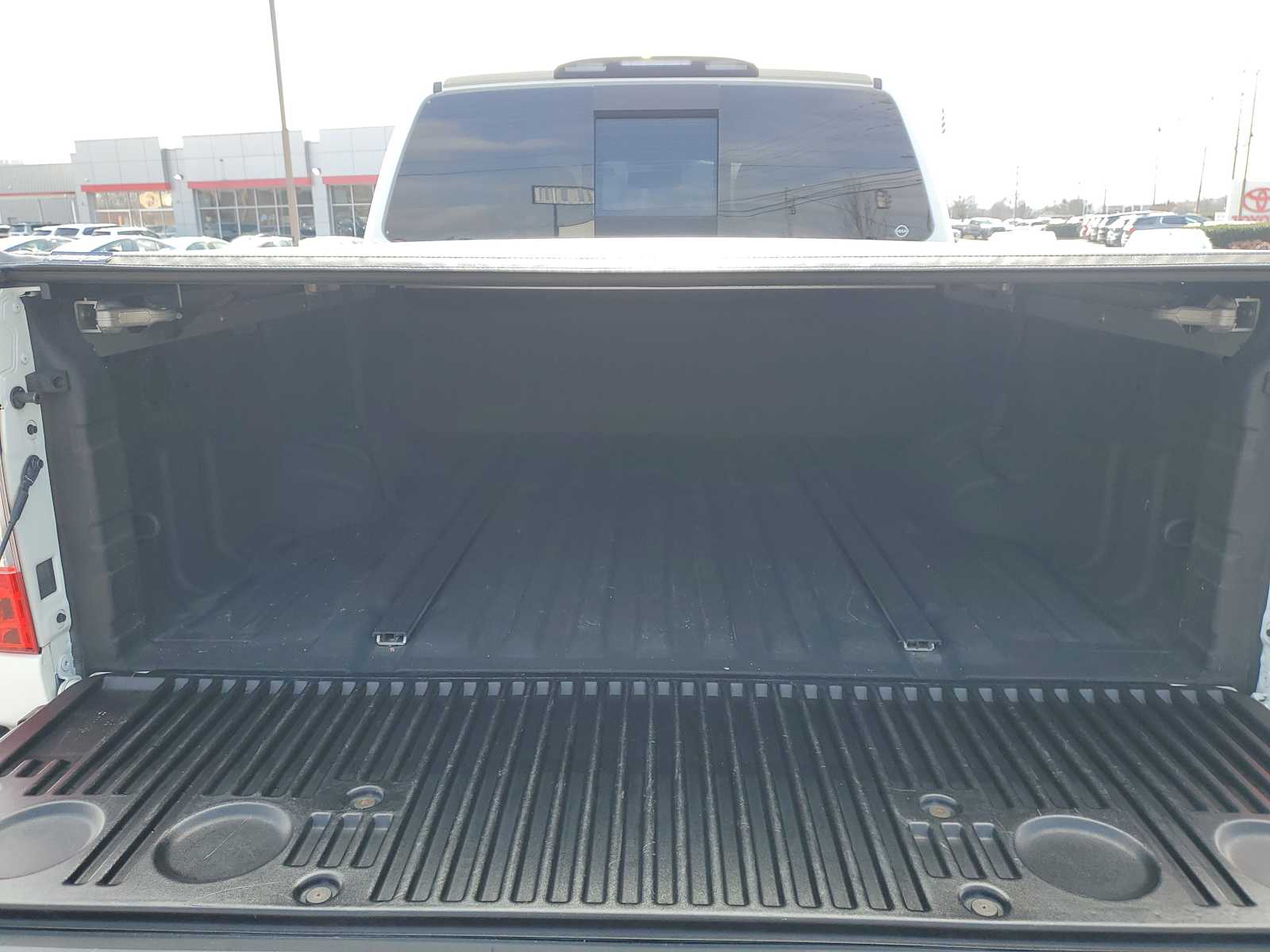 Thumbnail: 2019 Nissan Titan - 9