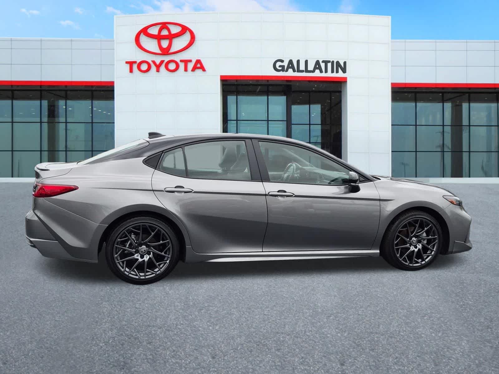 Thumbnail: 2025 Toyota Camry - 9