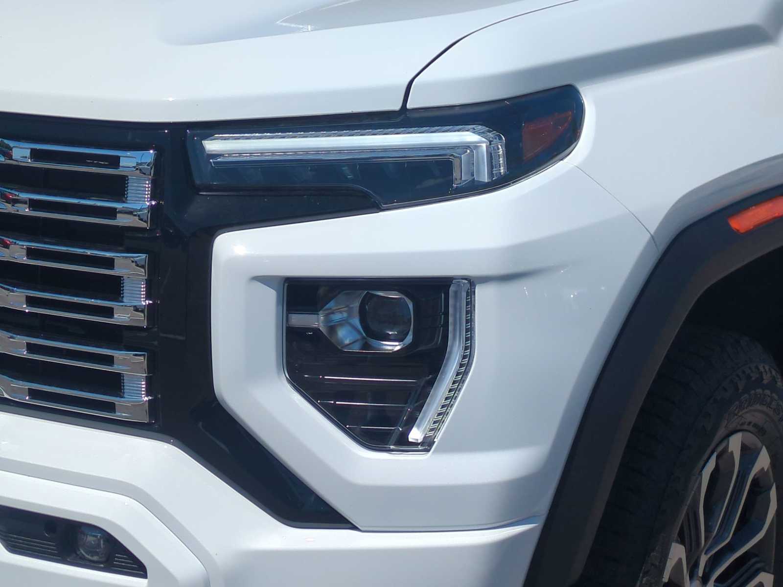 Thumbnail: 2026 GMC Canyon - 3