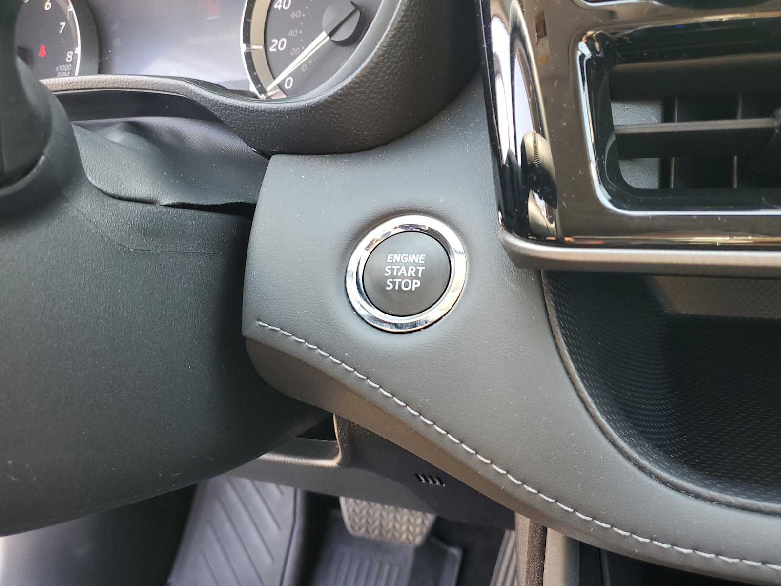 Thumbnail: 2023 Toyota Highlander - 27