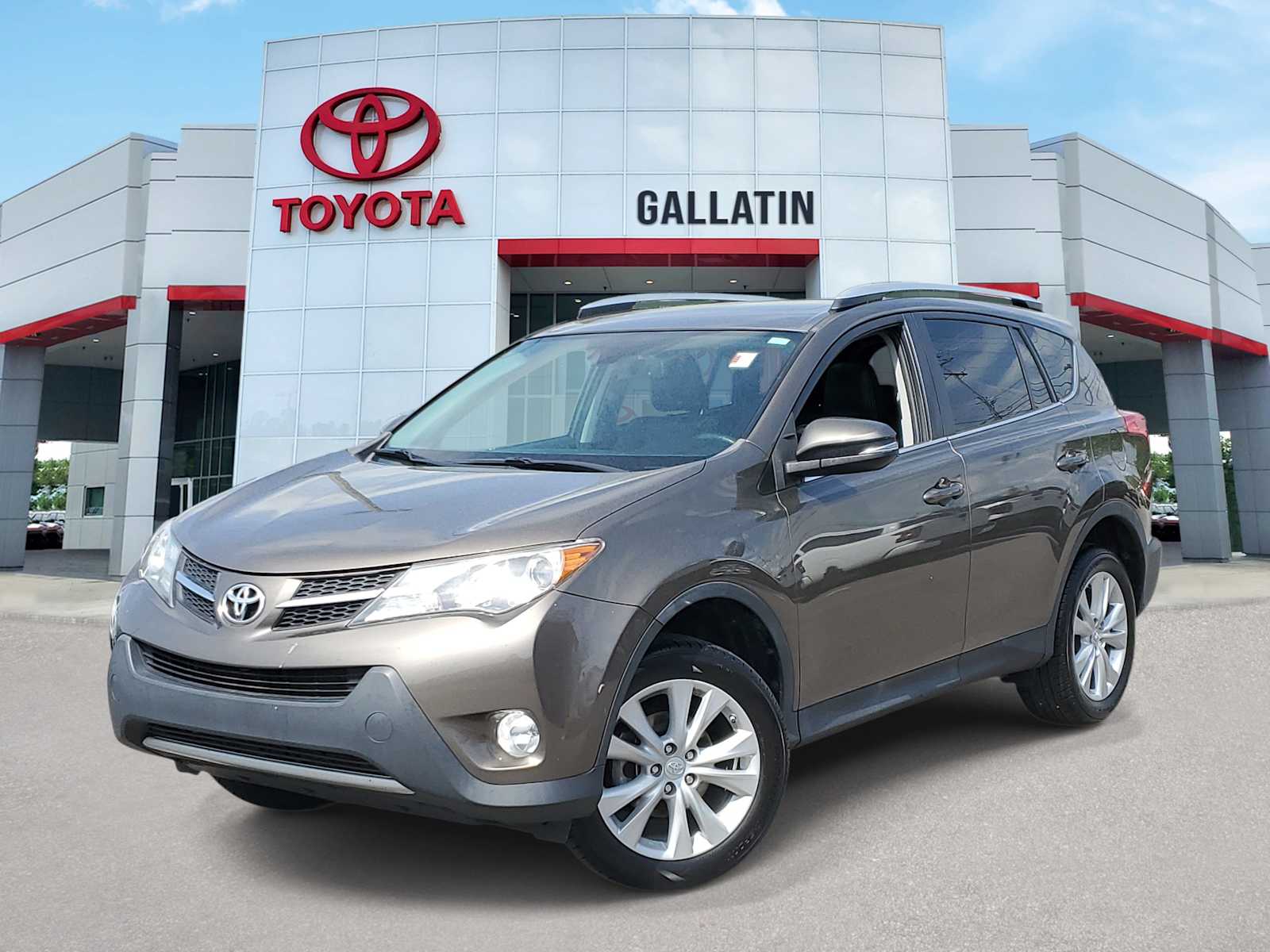 Thumbnail: 2015 Toyota RAV4 - 1