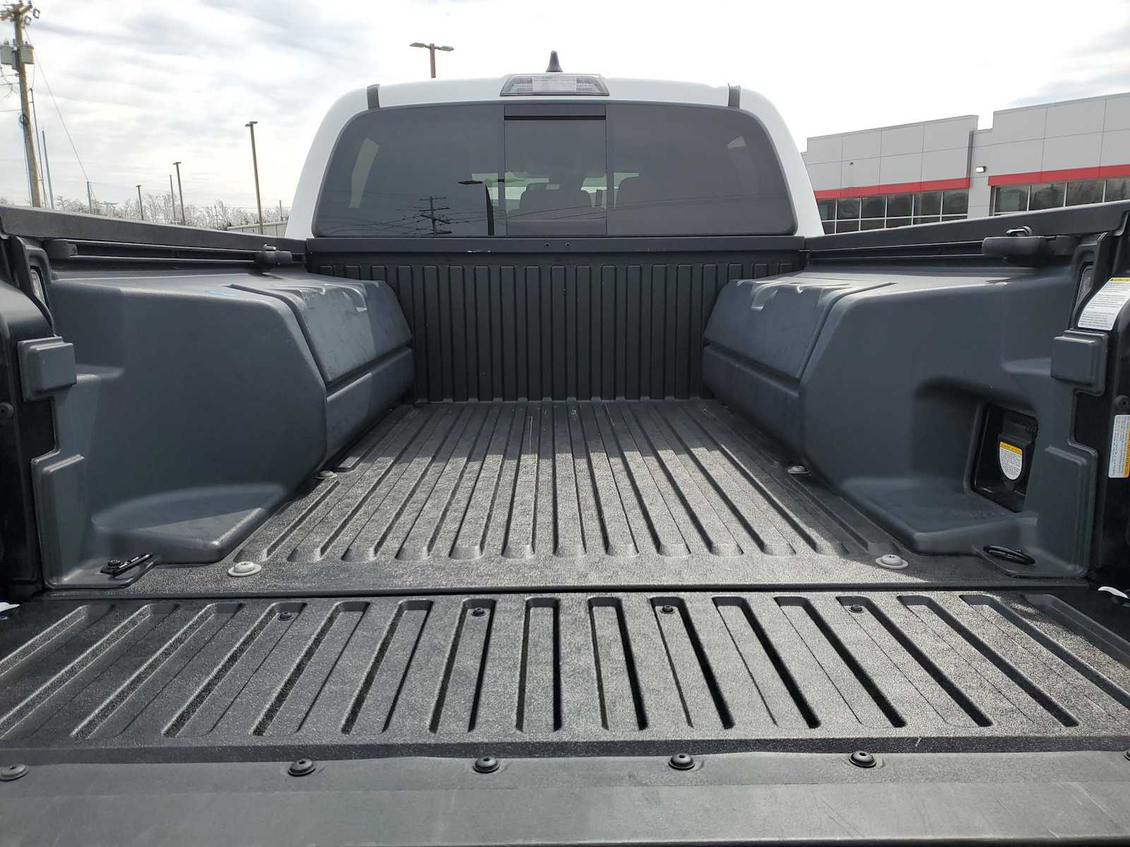 Thumbnail: 2021 Toyota Tacoma - 9