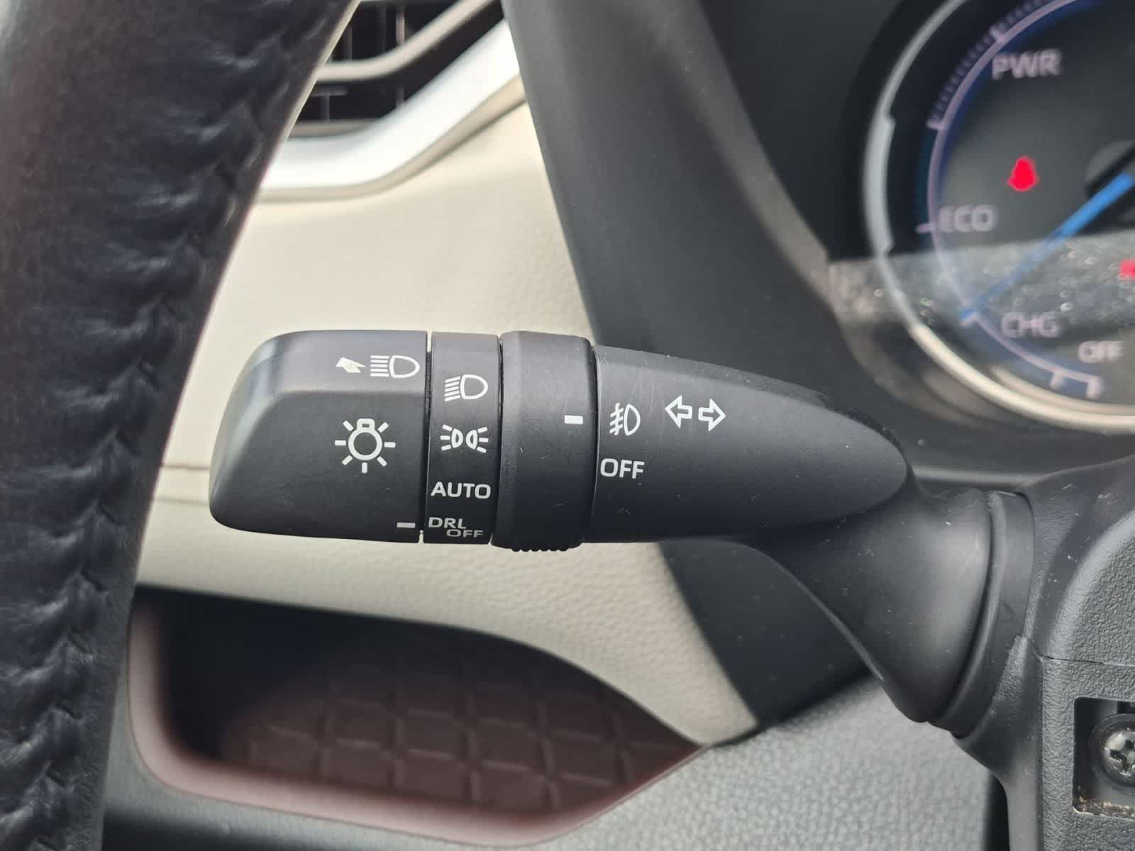 Thumbnail: 2021 Toyota RAV4 - 29