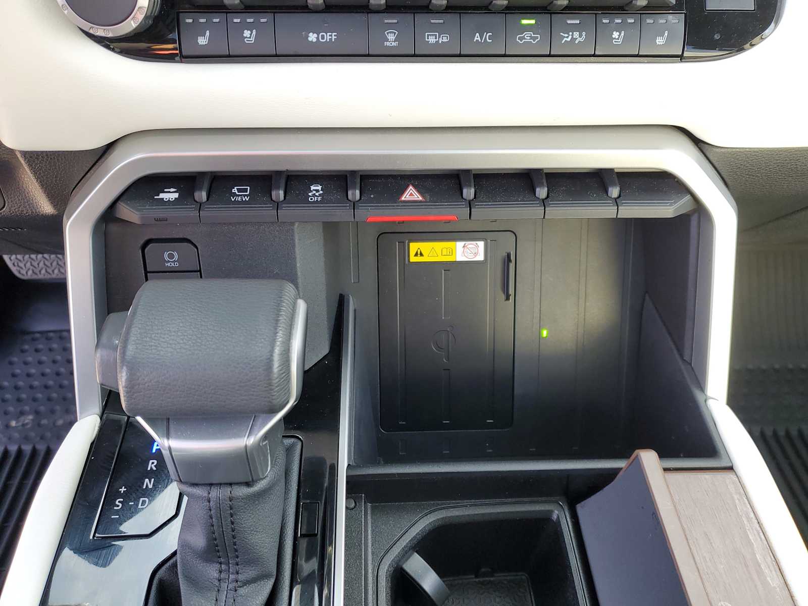 Thumbnail: 2022 Toyota Tundra - 29