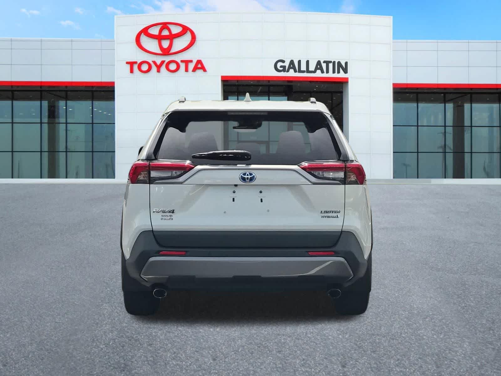 Thumbnail: 2021 Toyota RAV4 - 7