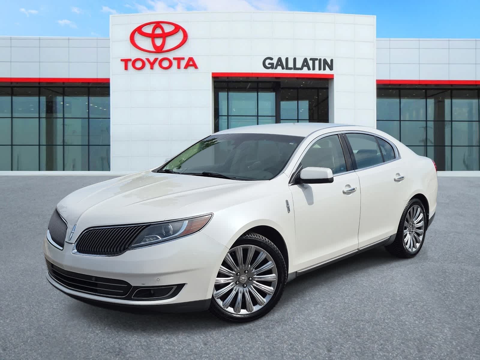 Thumbnail: 2015 Lincoln MKS - 1
