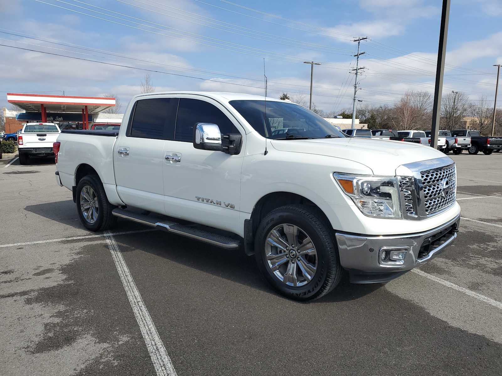 Thumbnail: 2019 Nissan Titan - 4