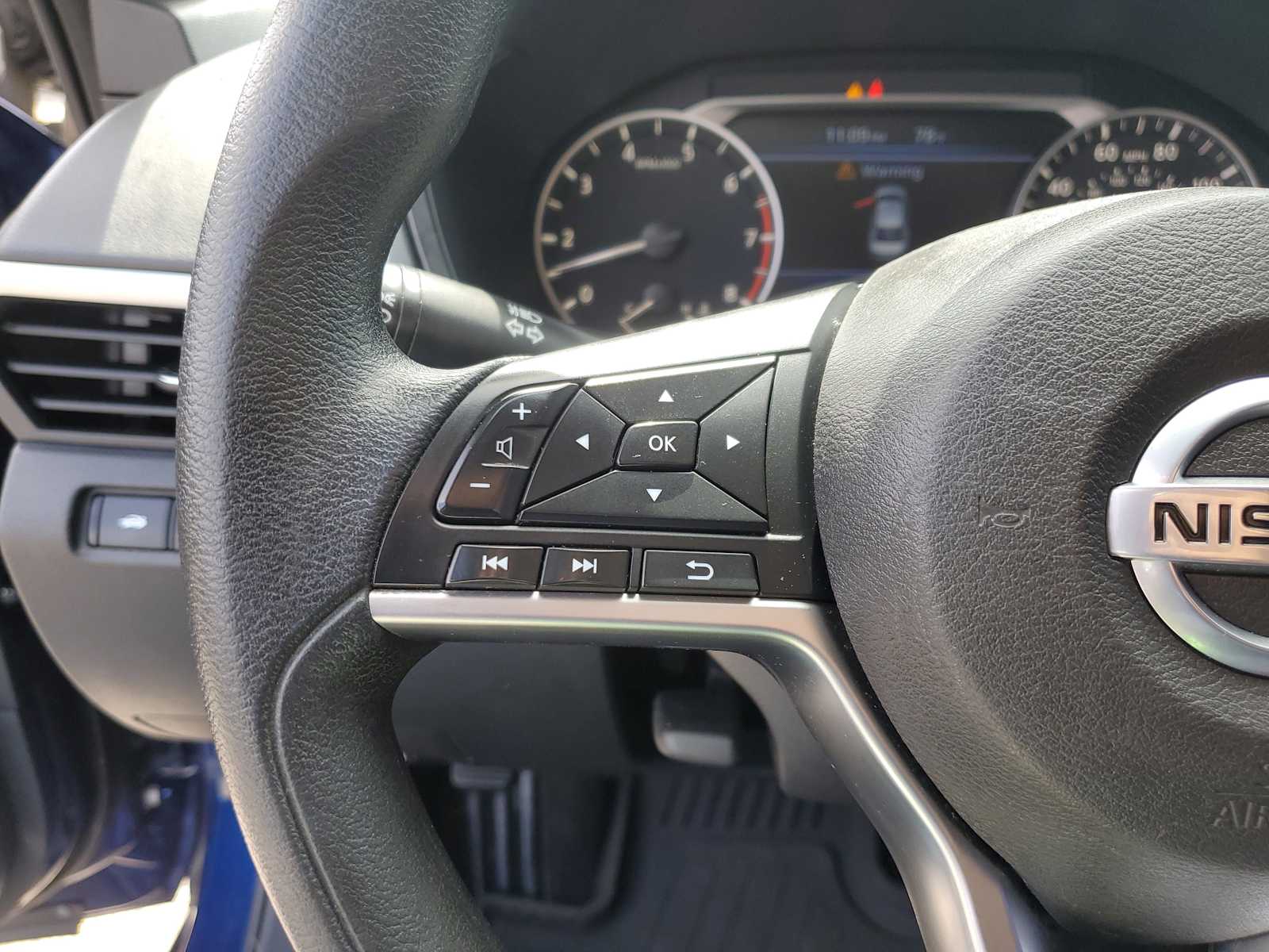 Thumbnail: 2020 Nissan Altima - 22