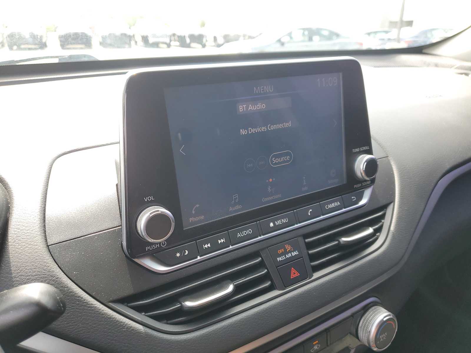 Thumbnail: 2020 Nissan Altima - 26