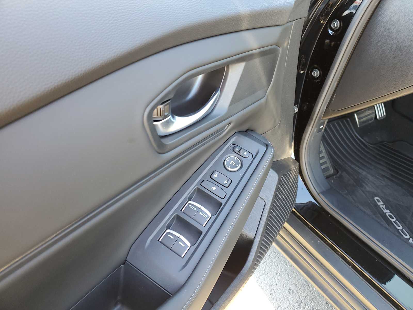 Thumbnail: 2024 Honda Accord - 15