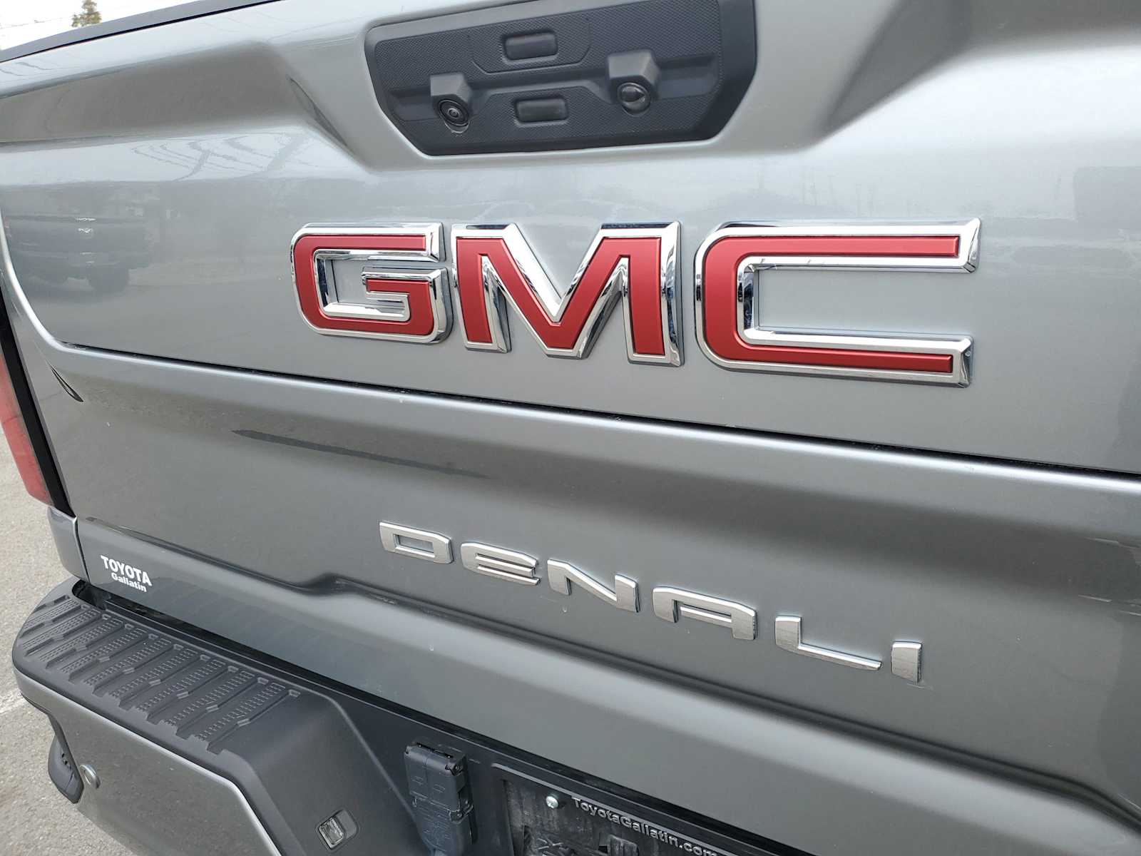 Thumbnail: 2024 GMC Sierra 2500 - 8