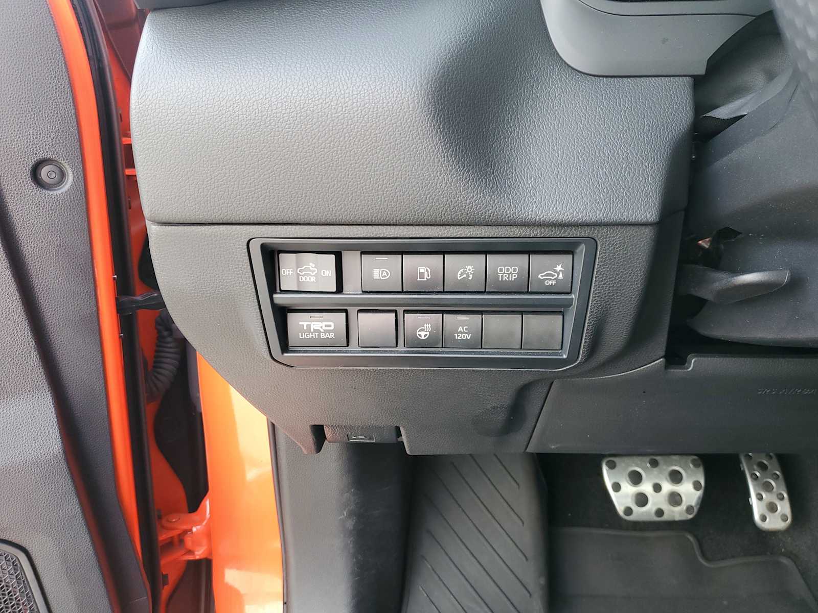 Thumbnail: 2022 Toyota Tundra - 19