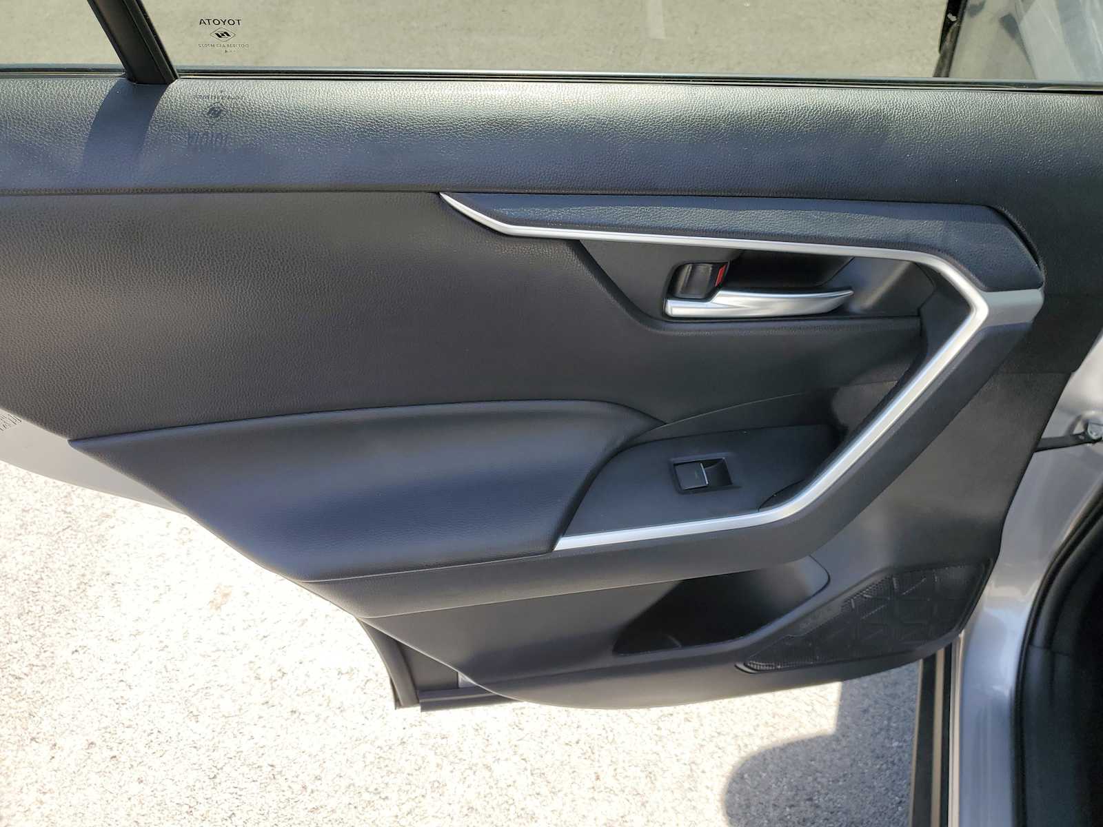 Thumbnail: 2024 Toyota RAV4 - 10