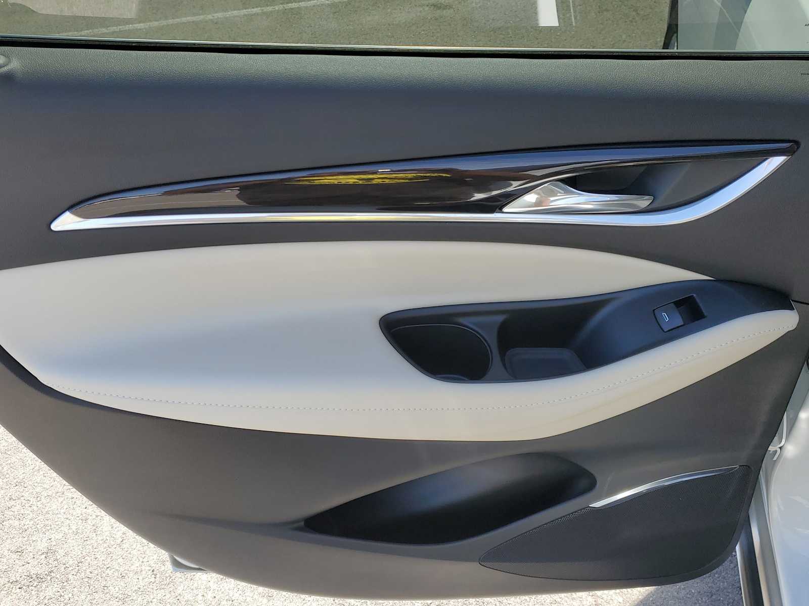 Thumbnail: 2023 Buick Enclave - 10