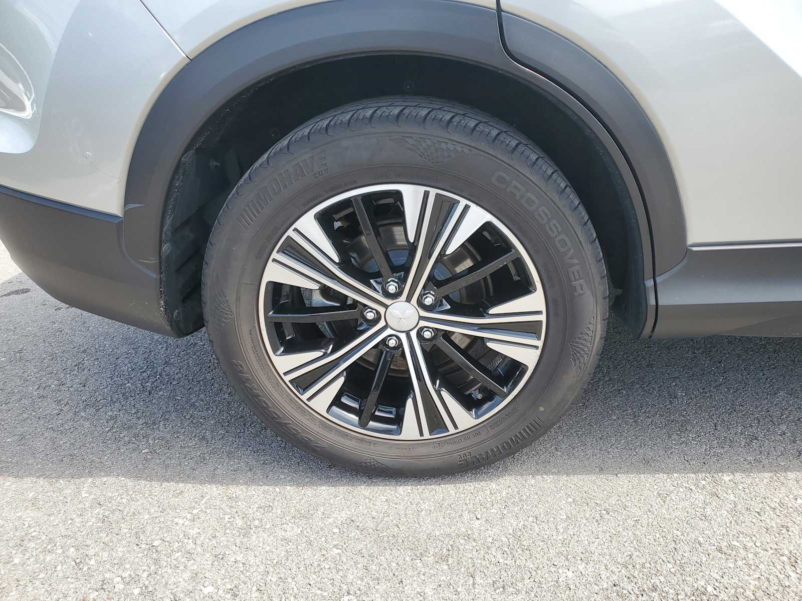 Thumbnail: 2022 Mitsubishi Eclipse Cross - 6