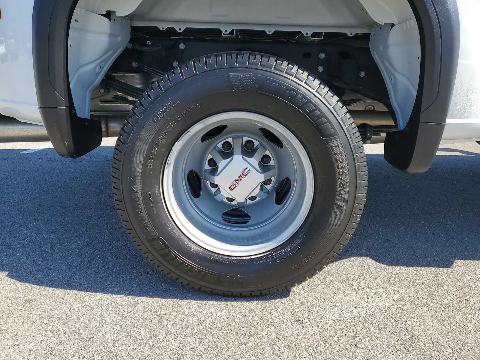 Thumbnail: 2025 GMC Sierra 3500 - 6