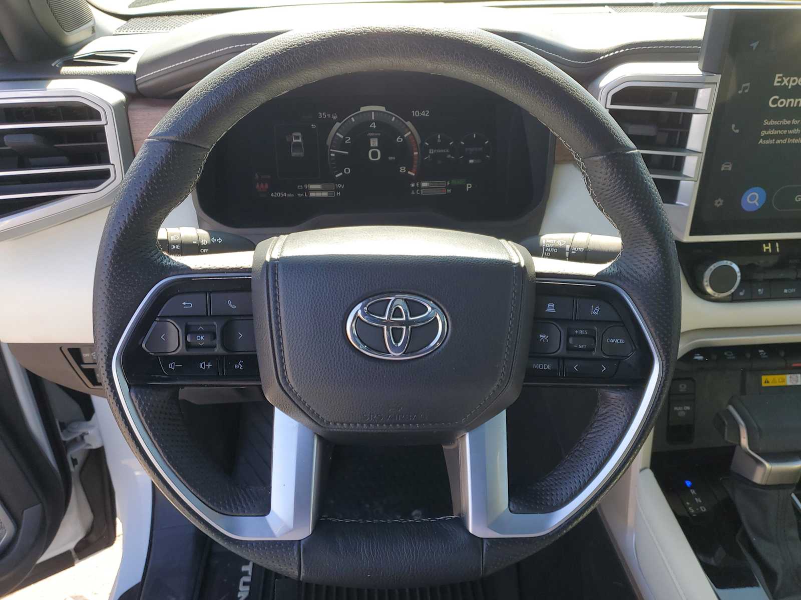 Thumbnail: 2023 Toyota Tundra - 21