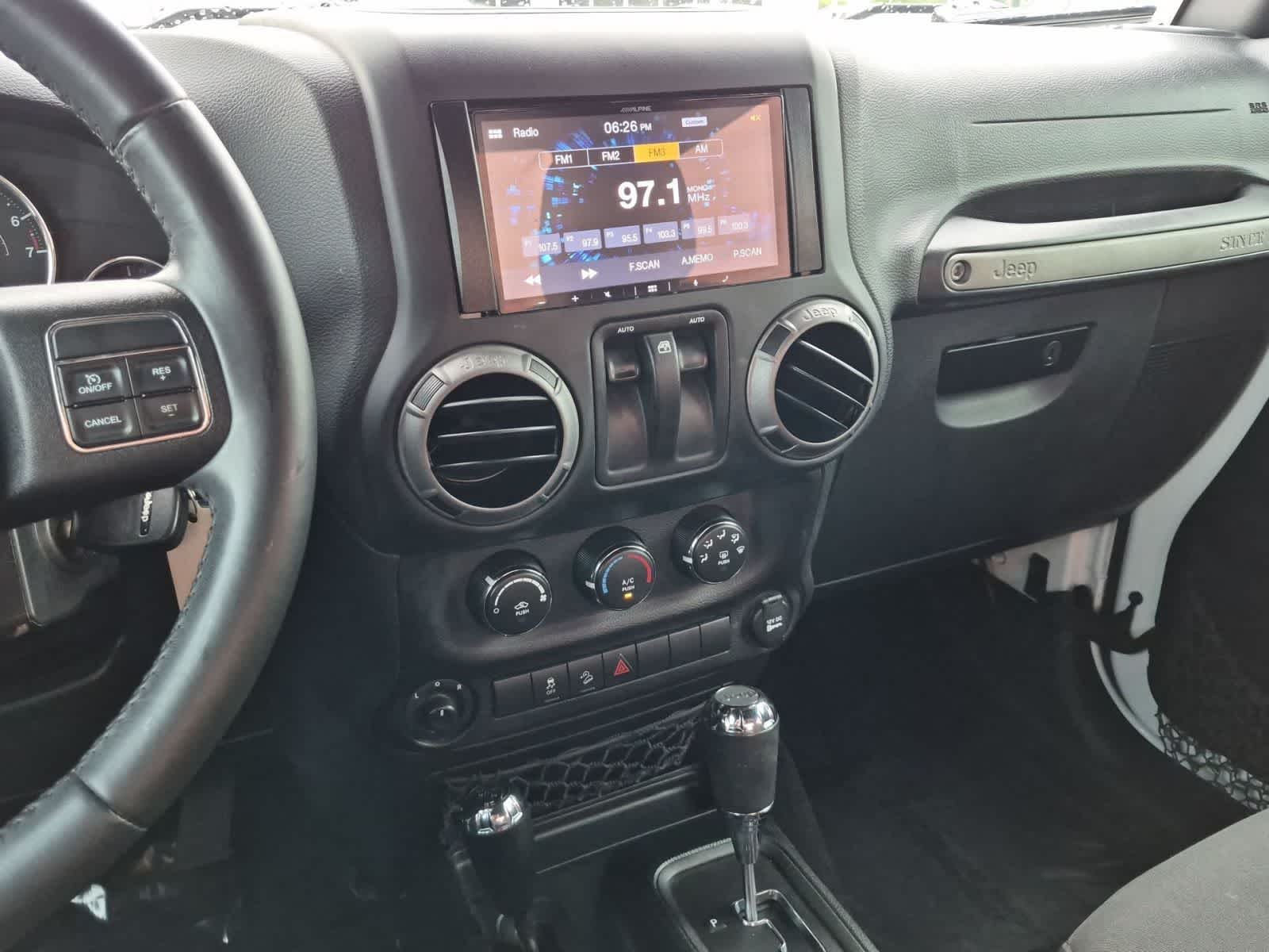 Thumbnail: 2018 Jeep Wrangler - 27
