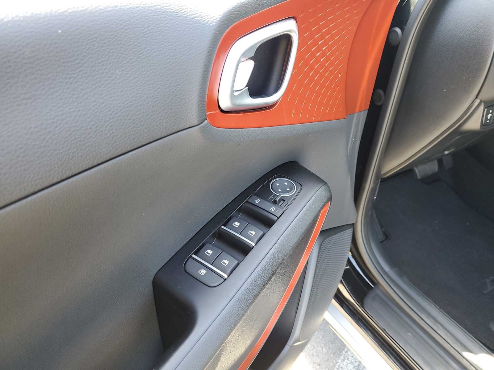 Thumbnail: 2025 Kia Soul - 16