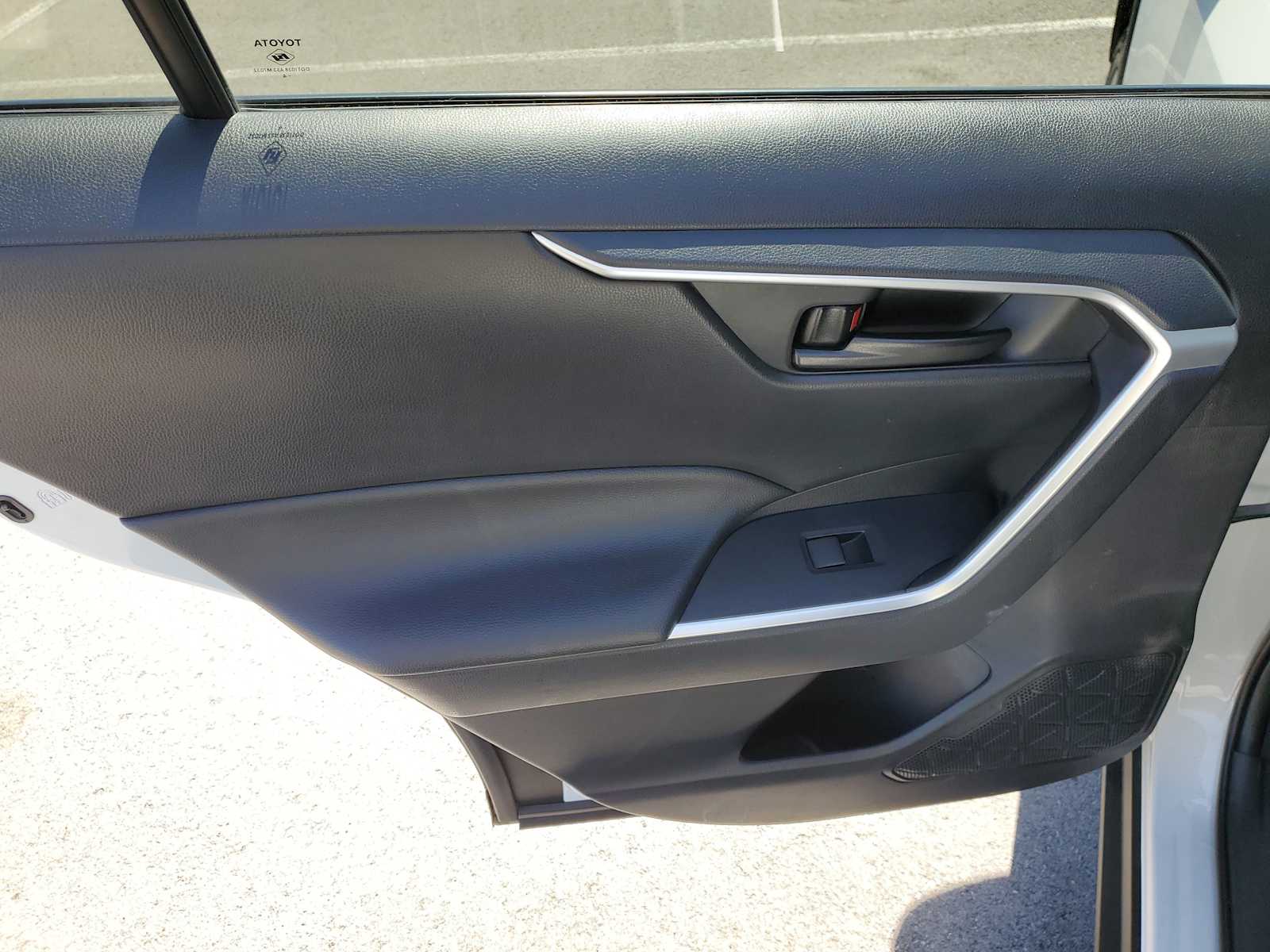 Thumbnail: 2024 Toyota RAV4 - 10