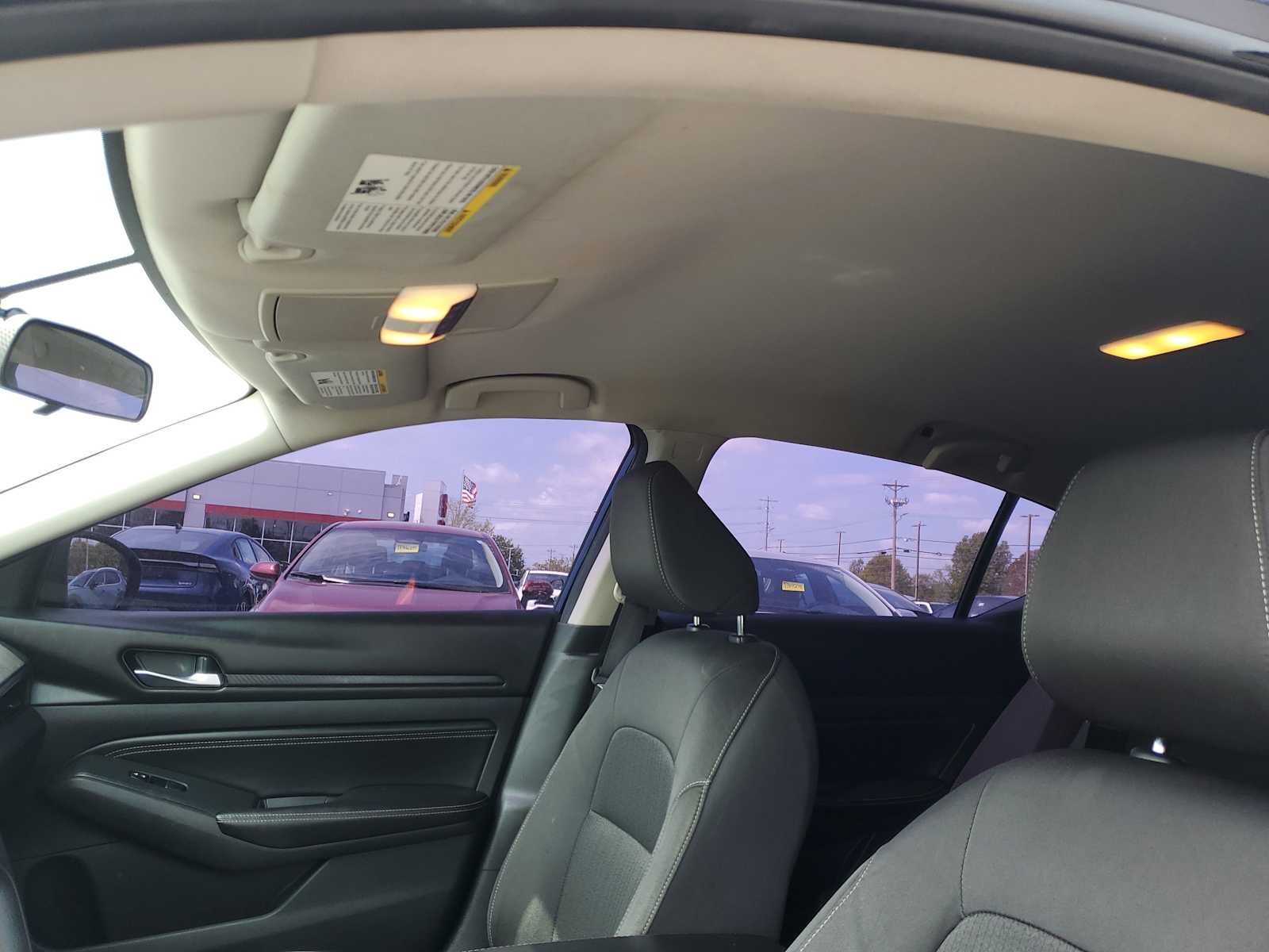 Thumbnail: 2020 Nissan Altima - 16