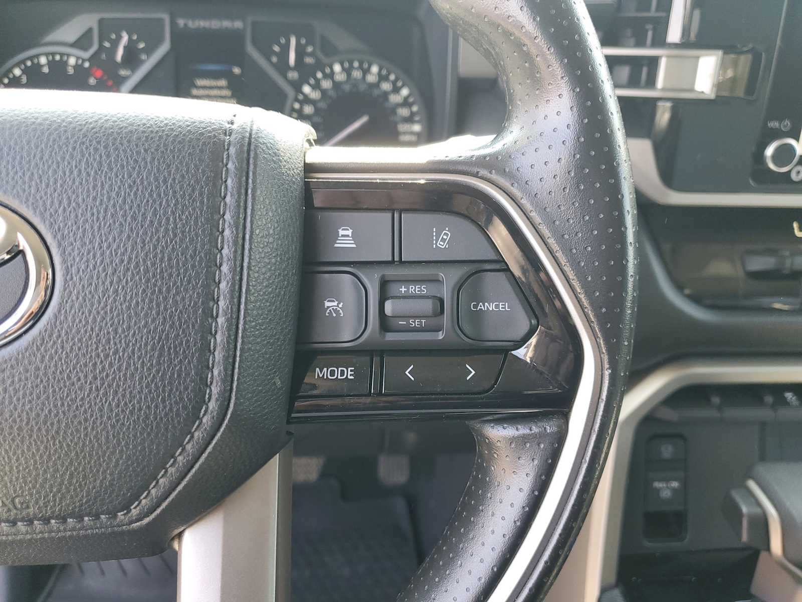 Thumbnail: 2023 Toyota Tundra - 23