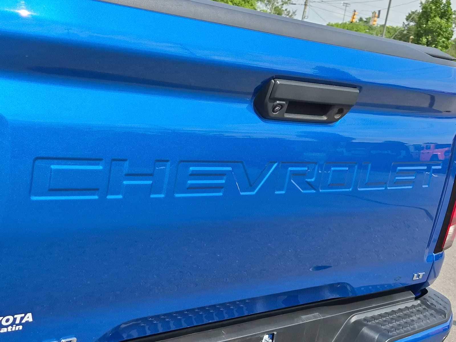 Thumbnail: 2023 Chevrolet Colorado - 4