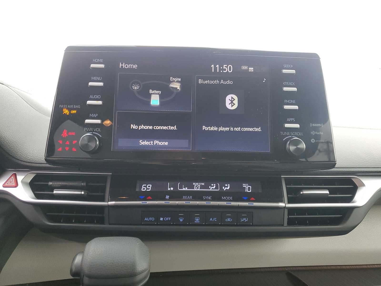 Thumbnail: 2022 Toyota Sienna - 26