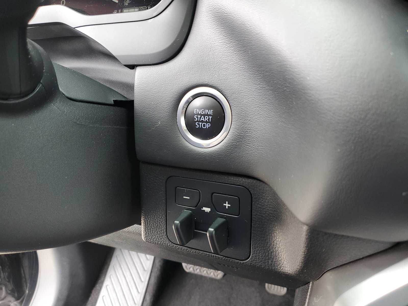 Thumbnail: 2023 Toyota Tundra - 26