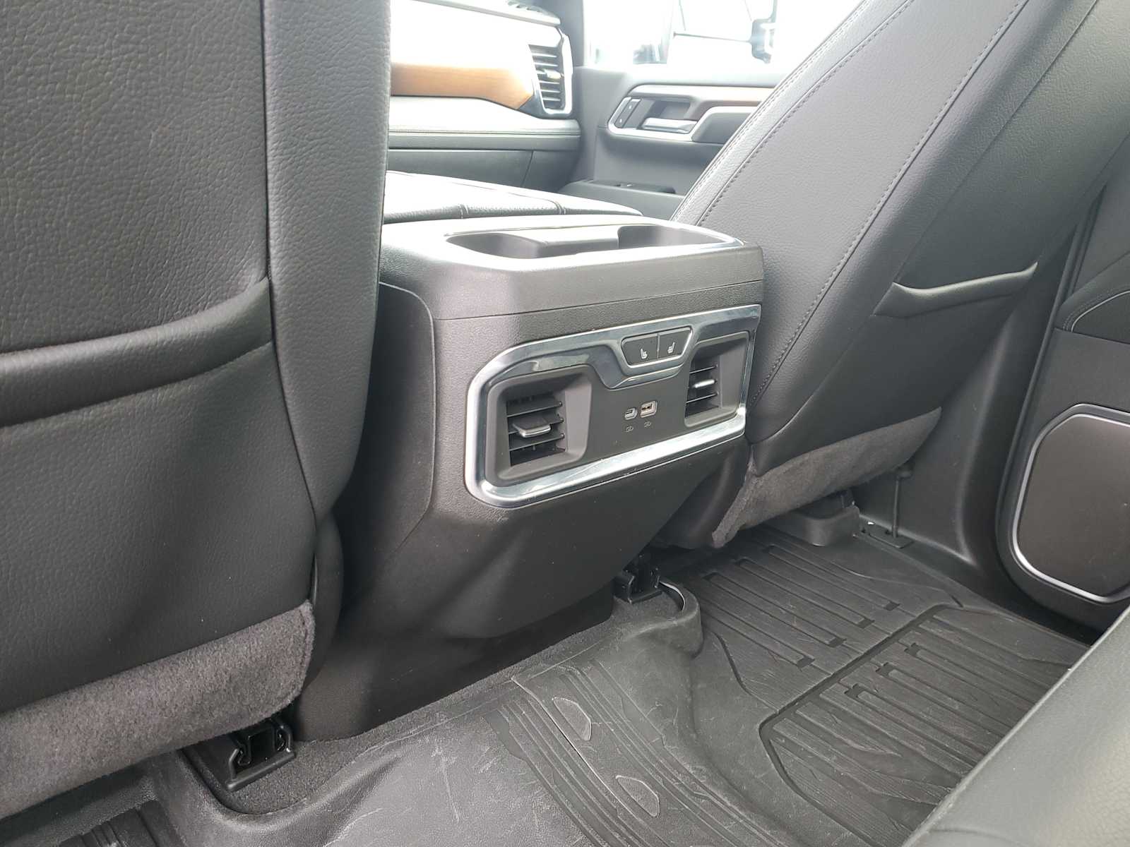 Thumbnail: 2024 GMC Sierra 2500 - 14