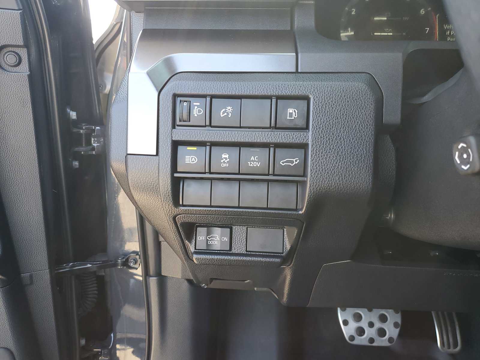 Thumbnail: 2025 Toyota 4Runner - 22