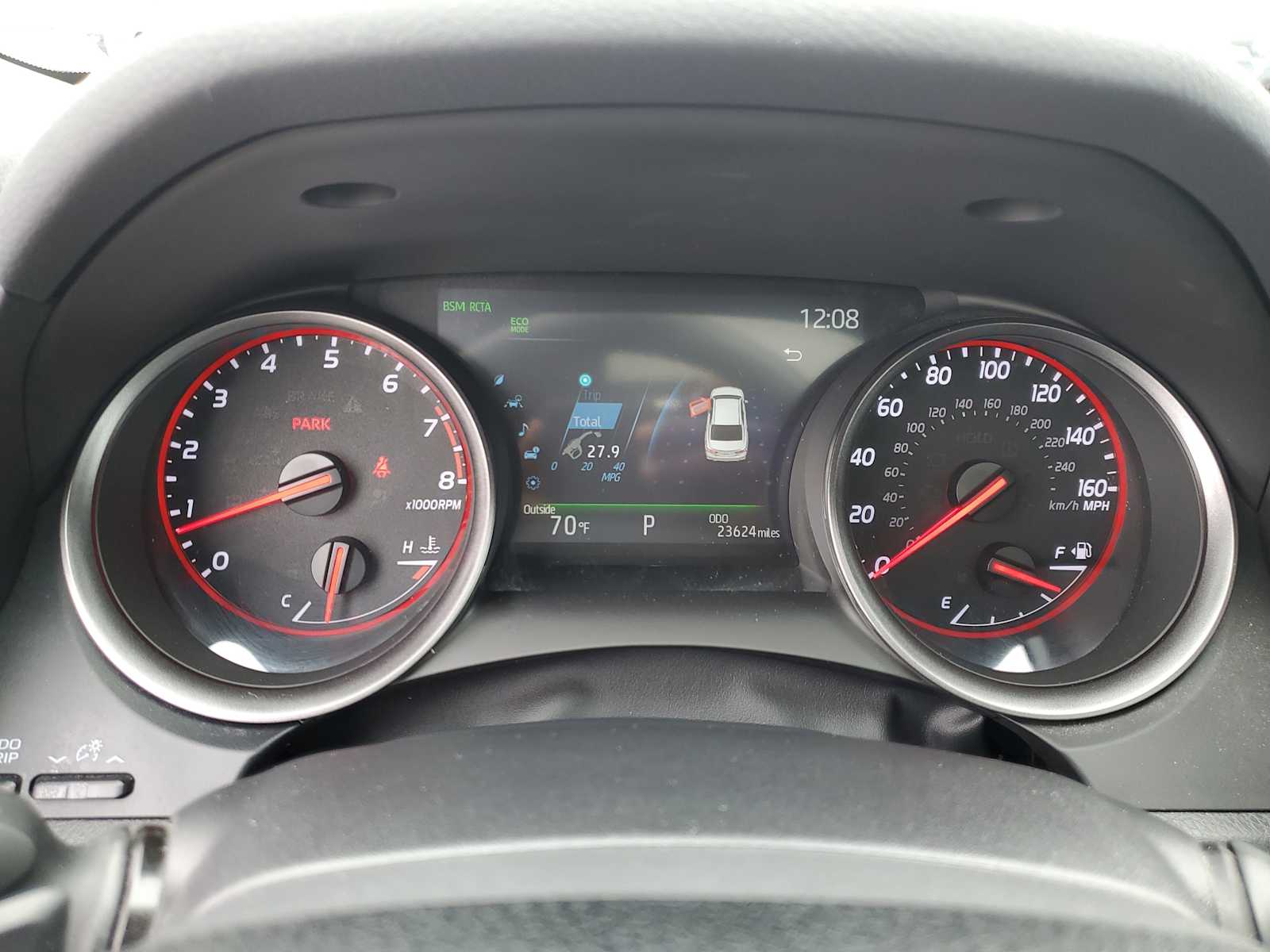 Thumbnail: 2022 Toyota Camry - 24