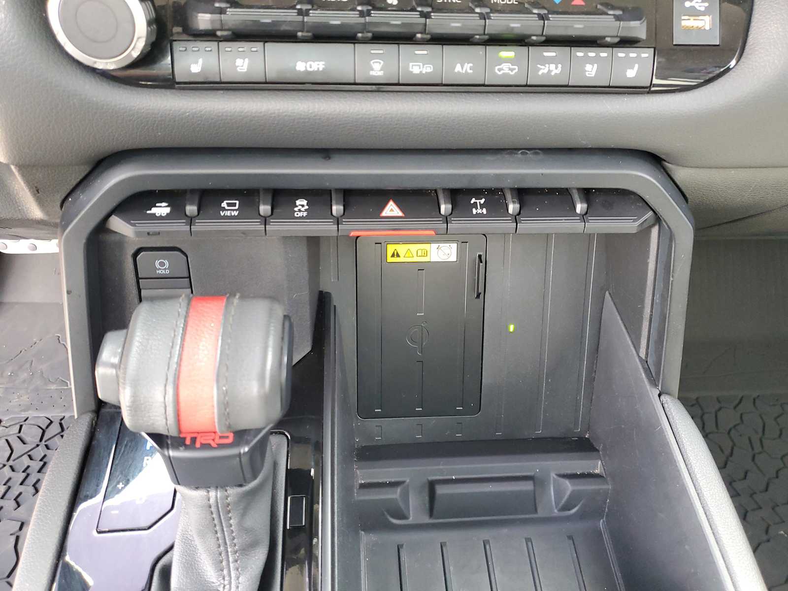 Thumbnail: 2022 Toyota Tundra - 28