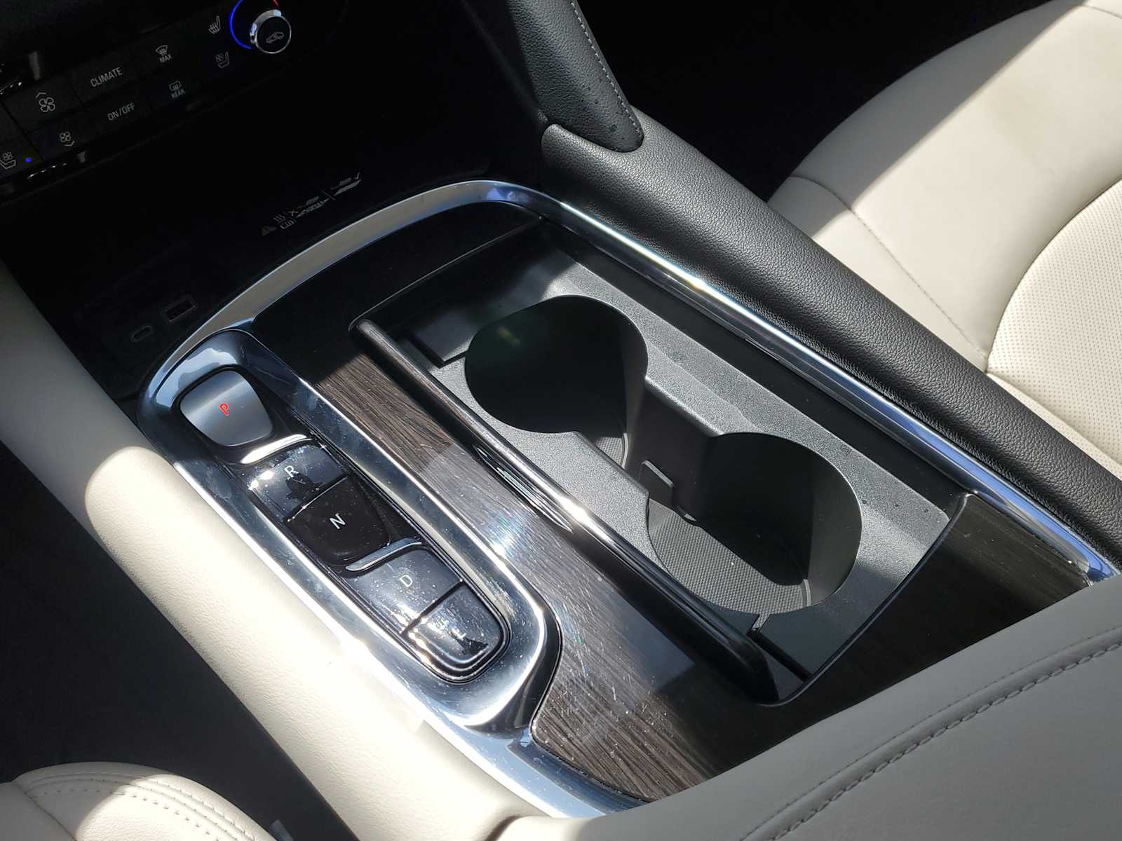 Thumbnail: 2023 Buick Enclave - 32