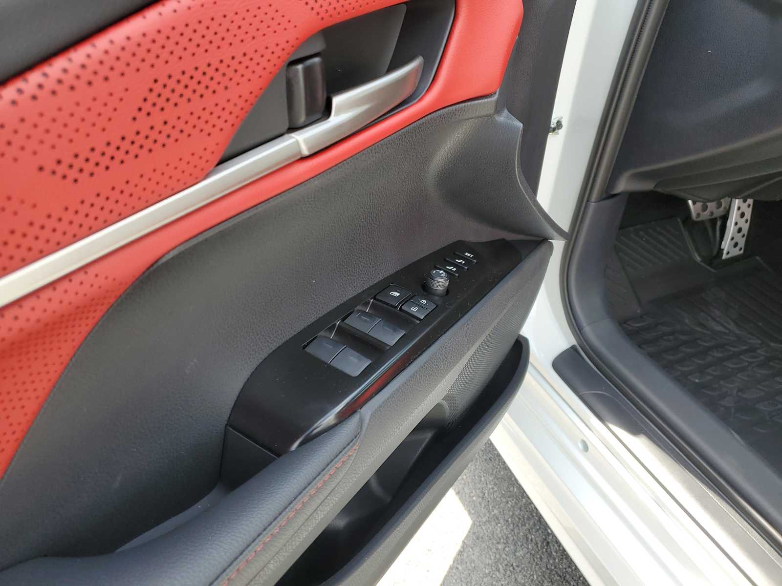 Thumbnail: 2026 Toyota Camry - 16