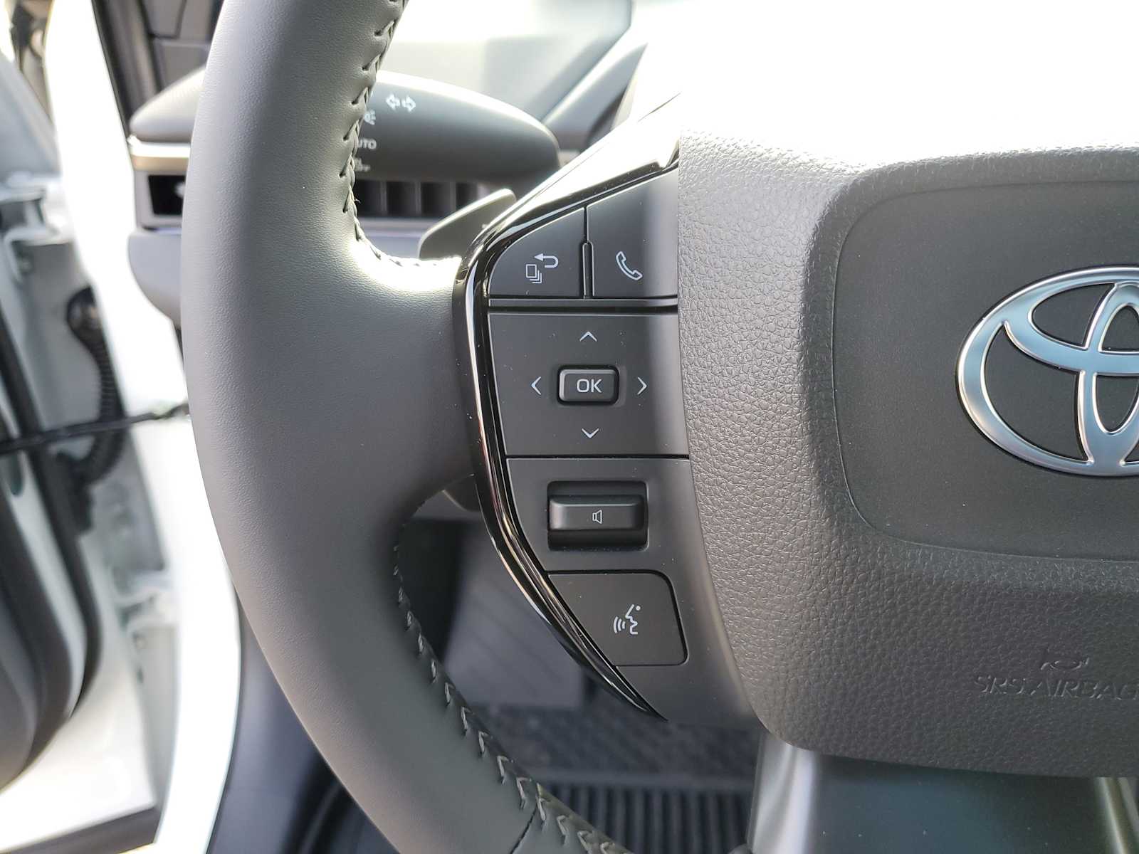 Thumbnail: 2026 Toyota bZ - 23