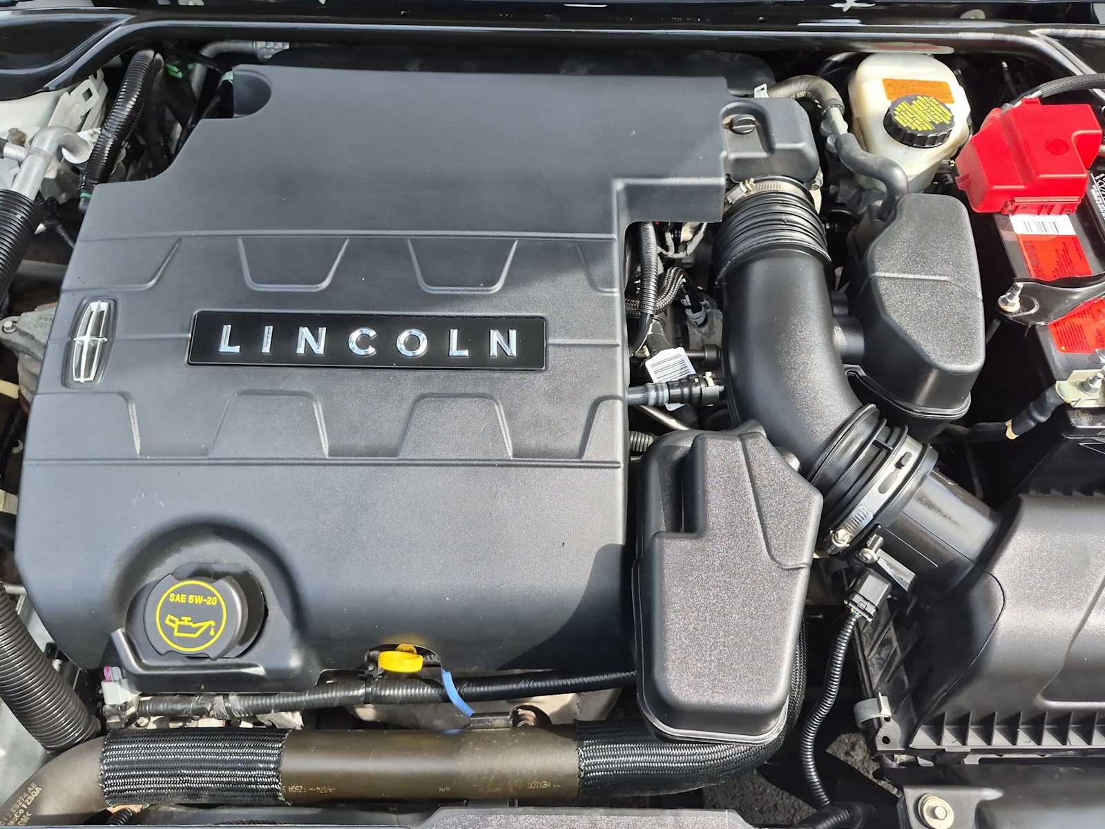 Thumbnail: 2015 Lincoln MKS - 6