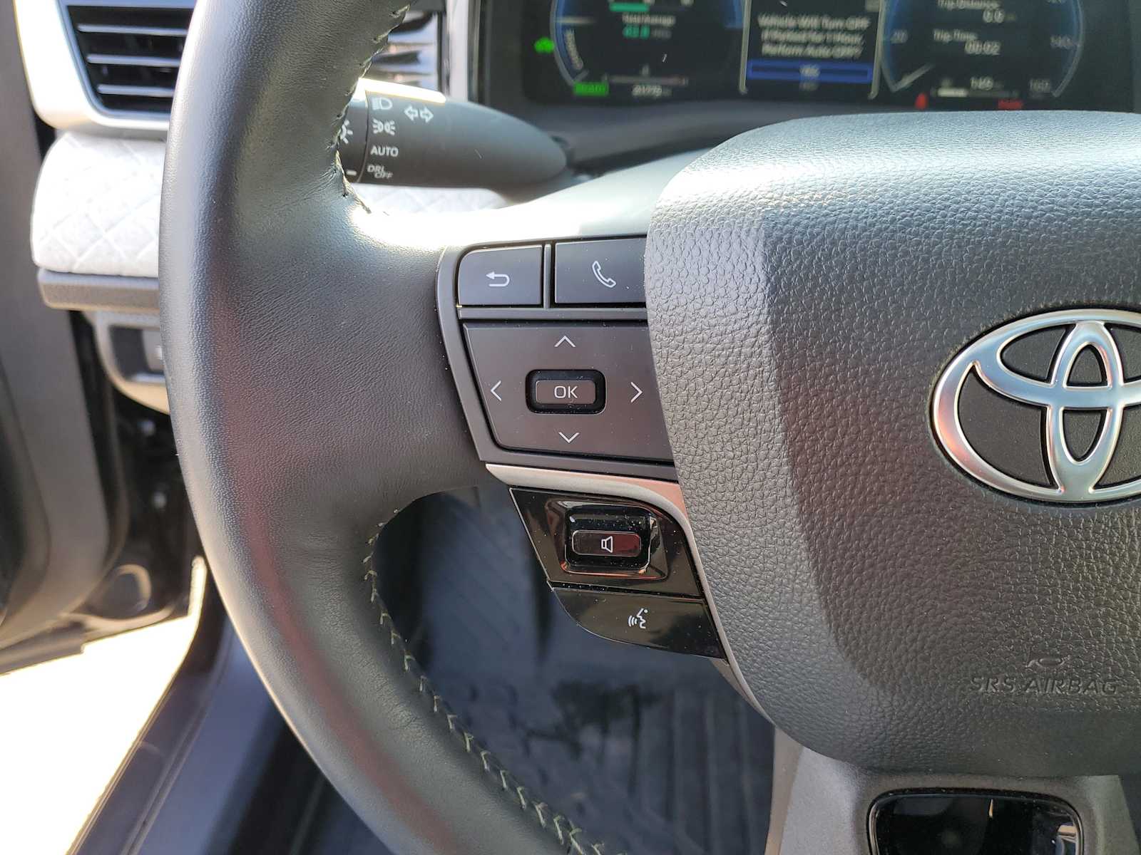 Thumbnail: 2025 Toyota Camry - 22