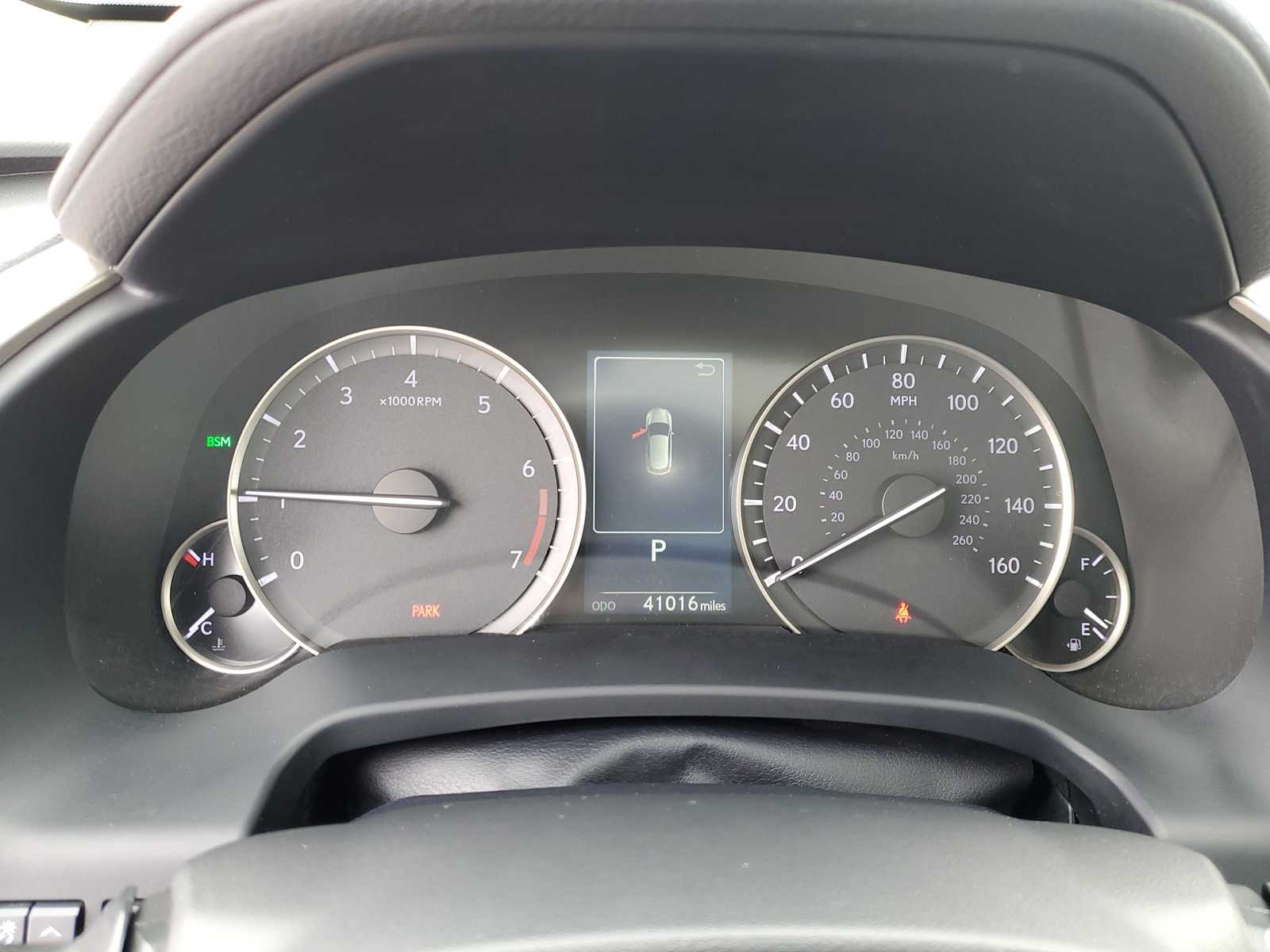 Thumbnail: 2021 Lexus RX - 26