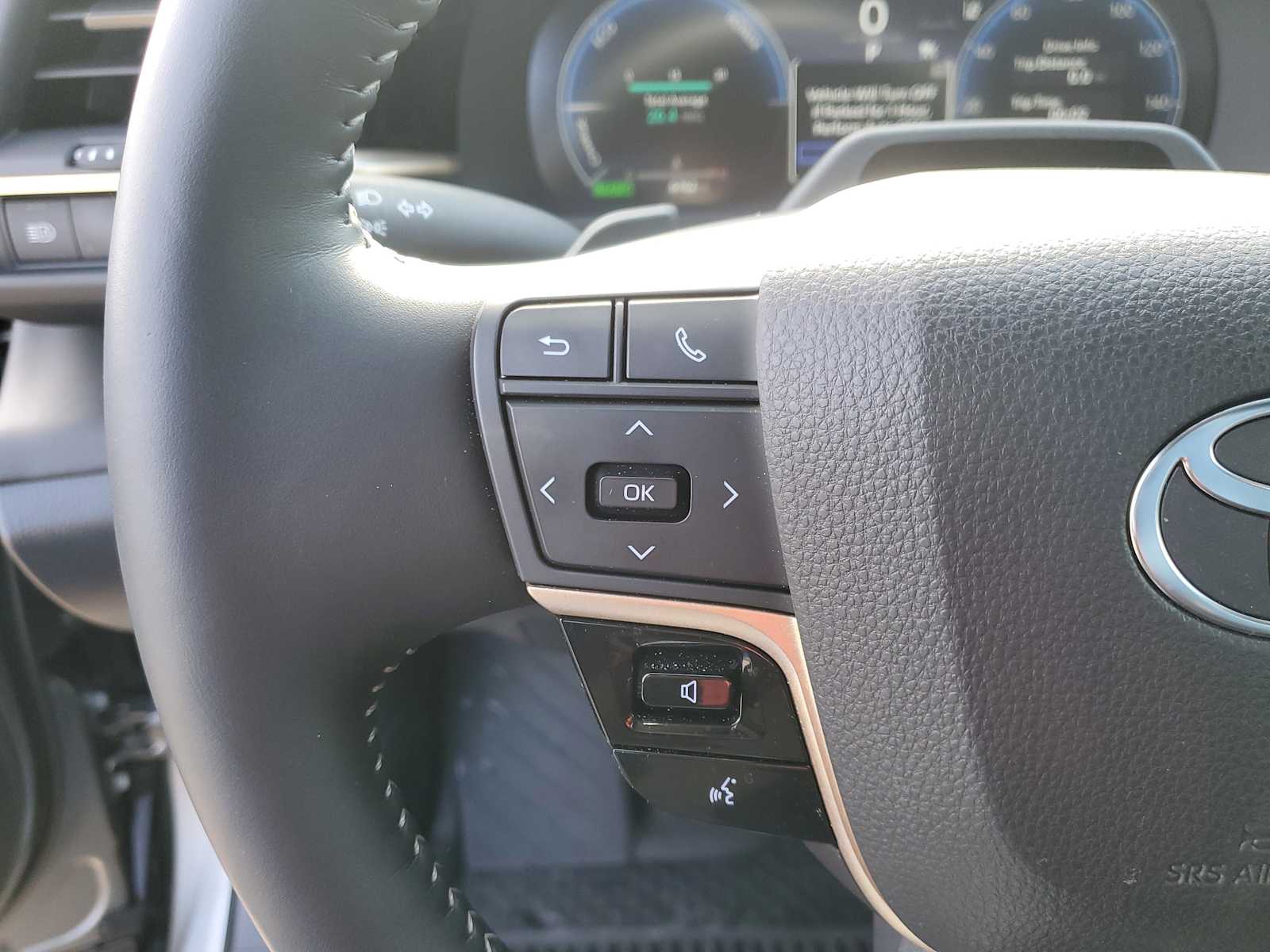 Thumbnail: 2025 Toyota Crown - 24