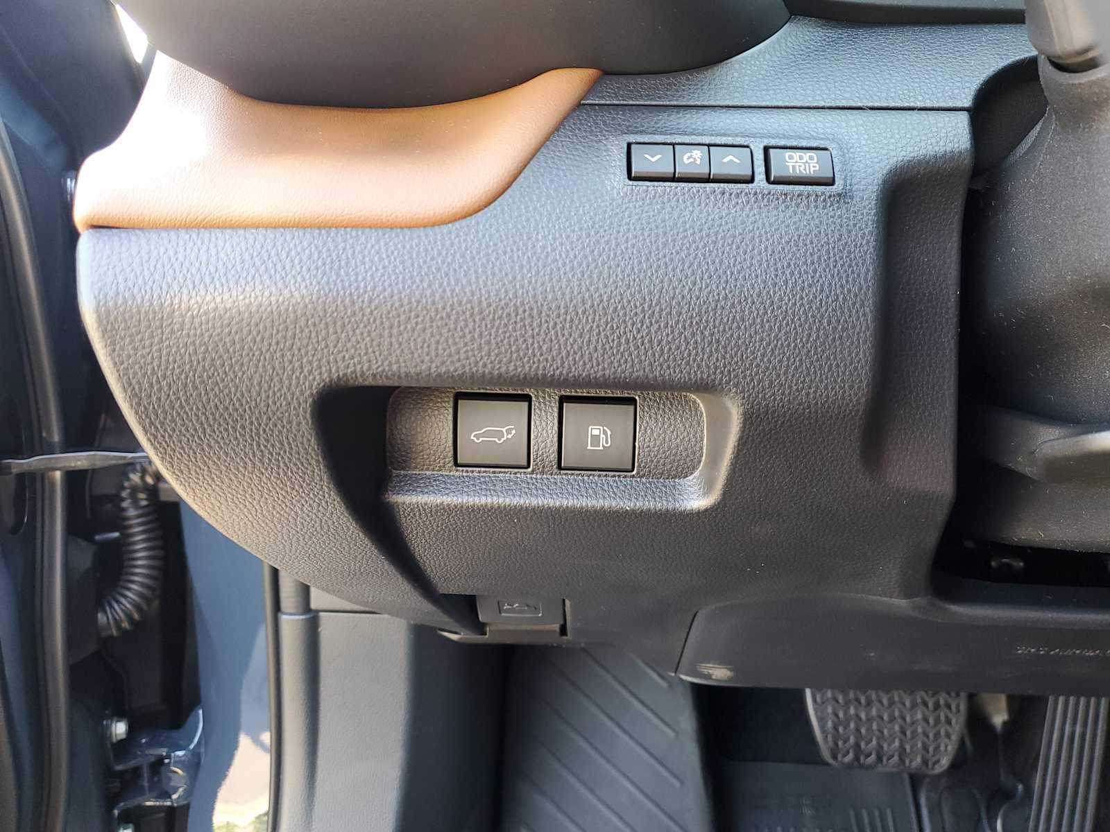 Thumbnail: 2026 Toyota Crown Signia - 22