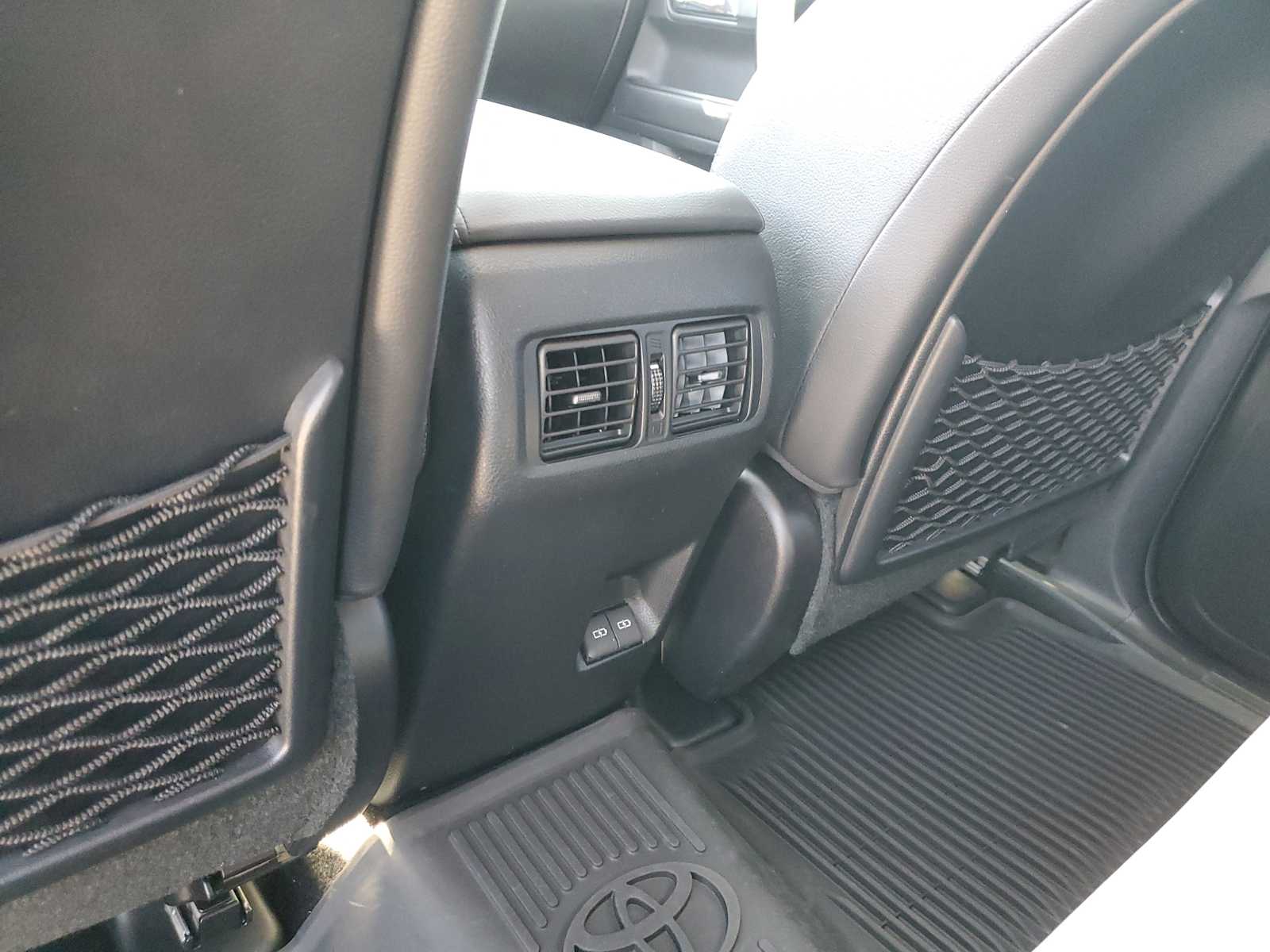 Thumbnail: 2024 Toyota 4Runner - 14