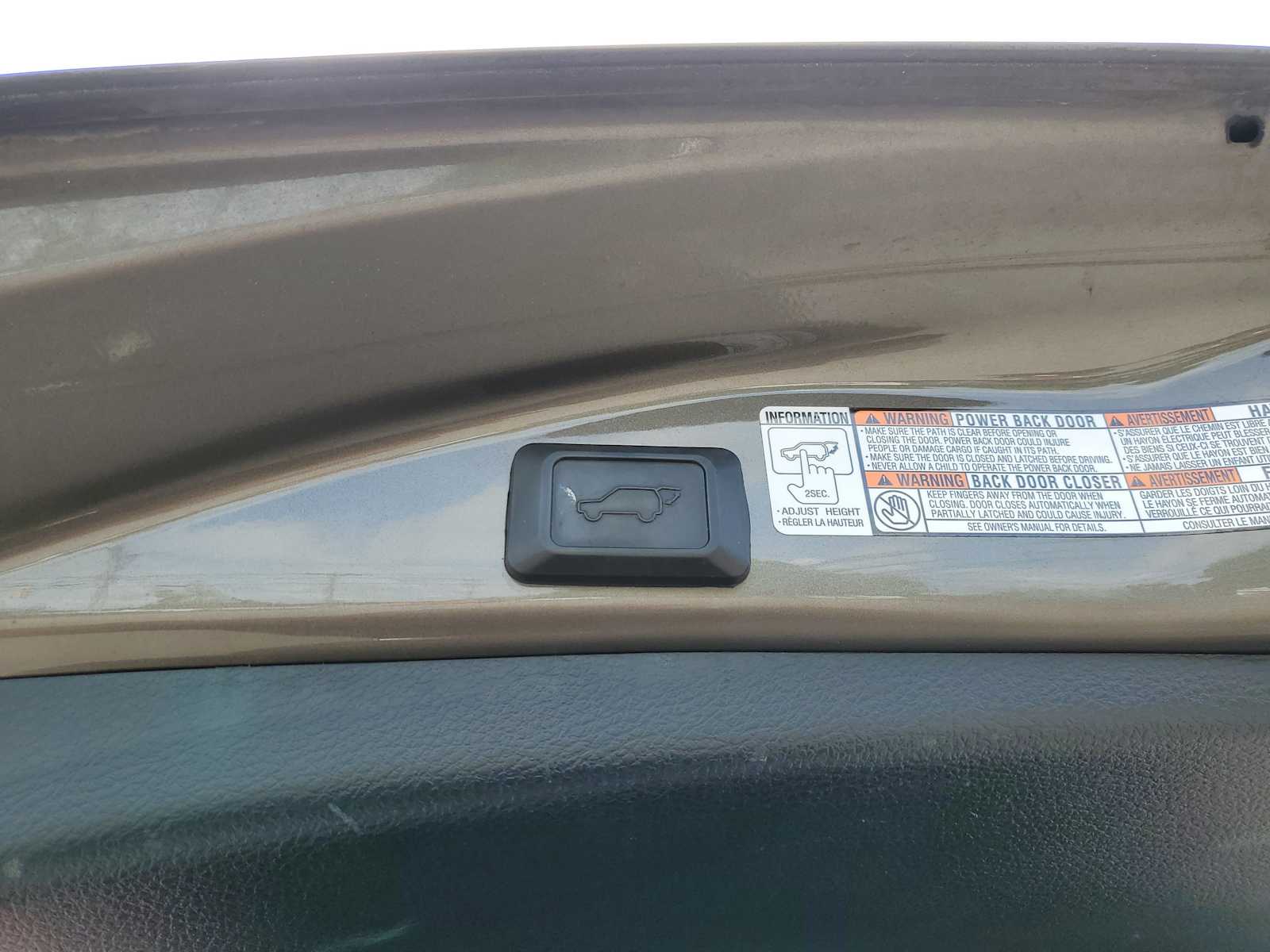 Thumbnail: 2015 Toyota RAV4 - 10