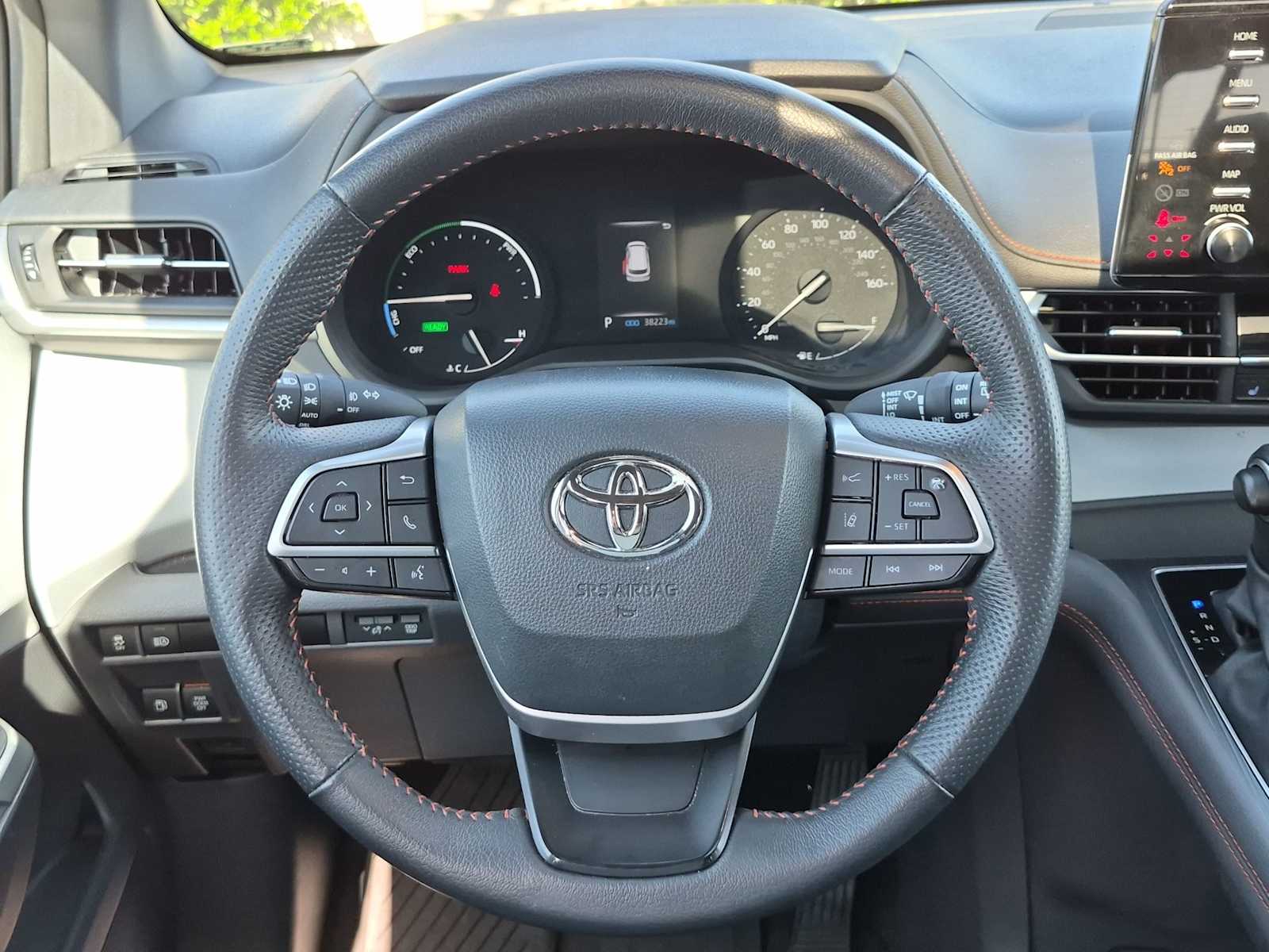 Thumbnail: 2024 Toyota Sienna - 14