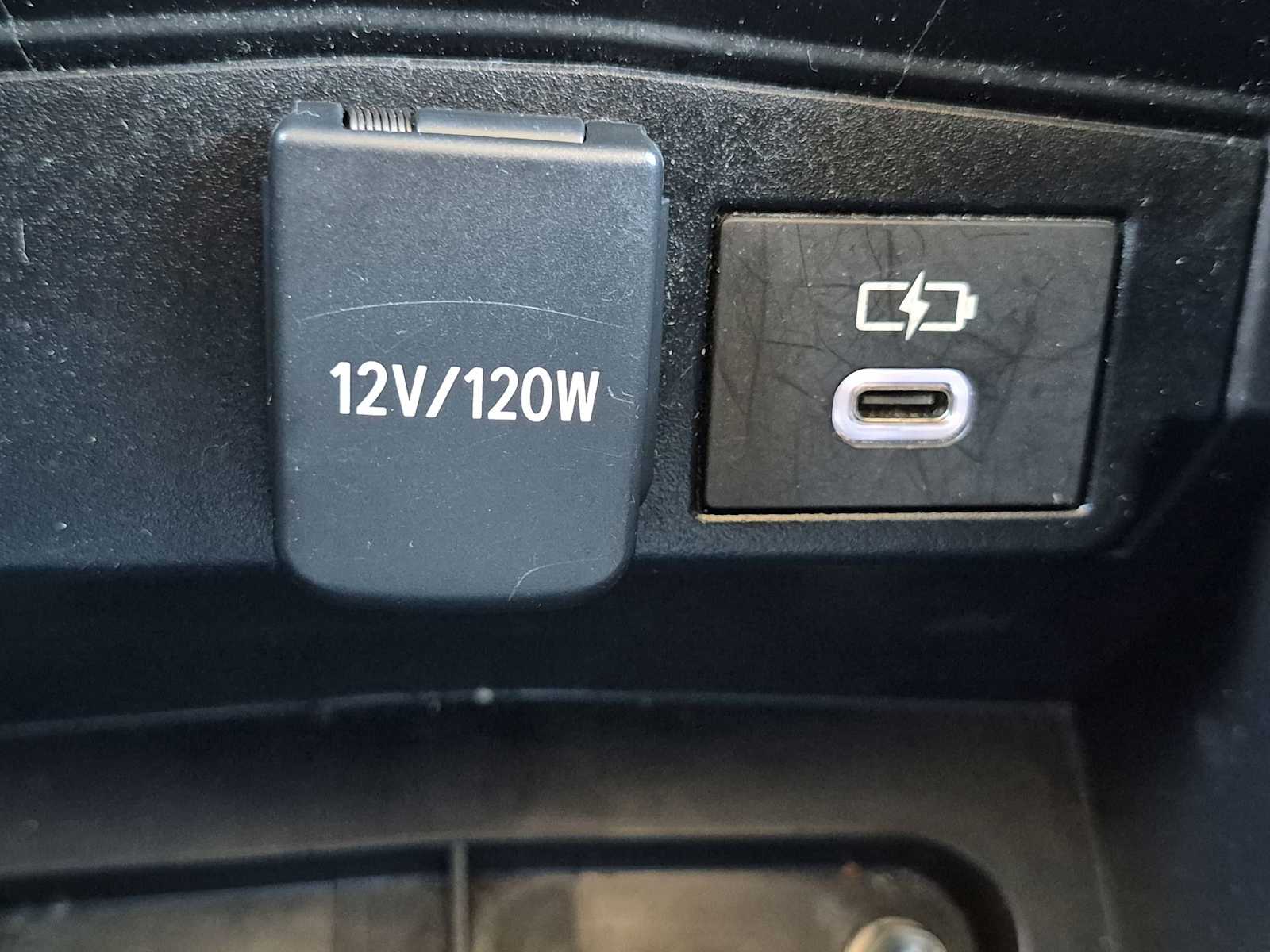 Thumbnail: 2023 Toyota Corolla - 22