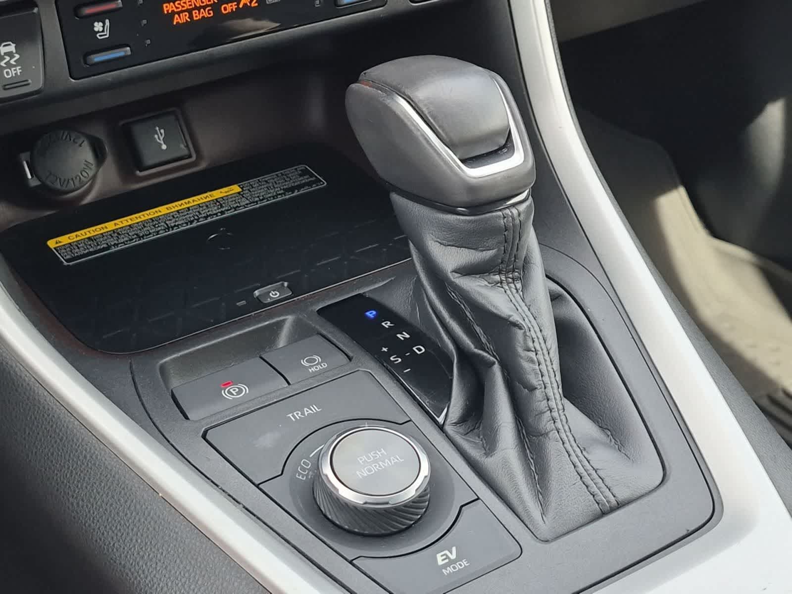Thumbnail: 2021 Toyota RAV4 - 35