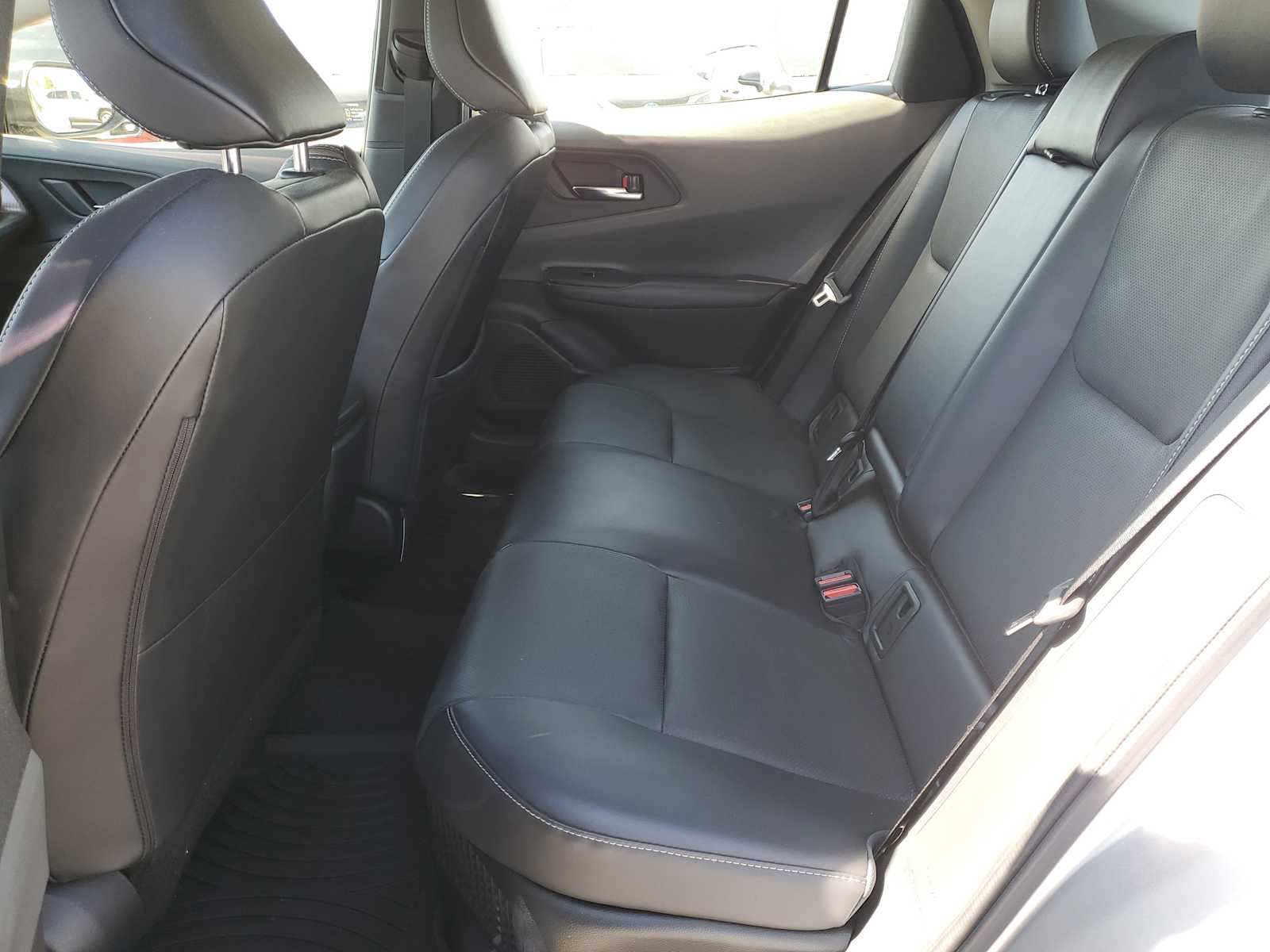 Thumbnail: 2023 Toyota Prius - 12