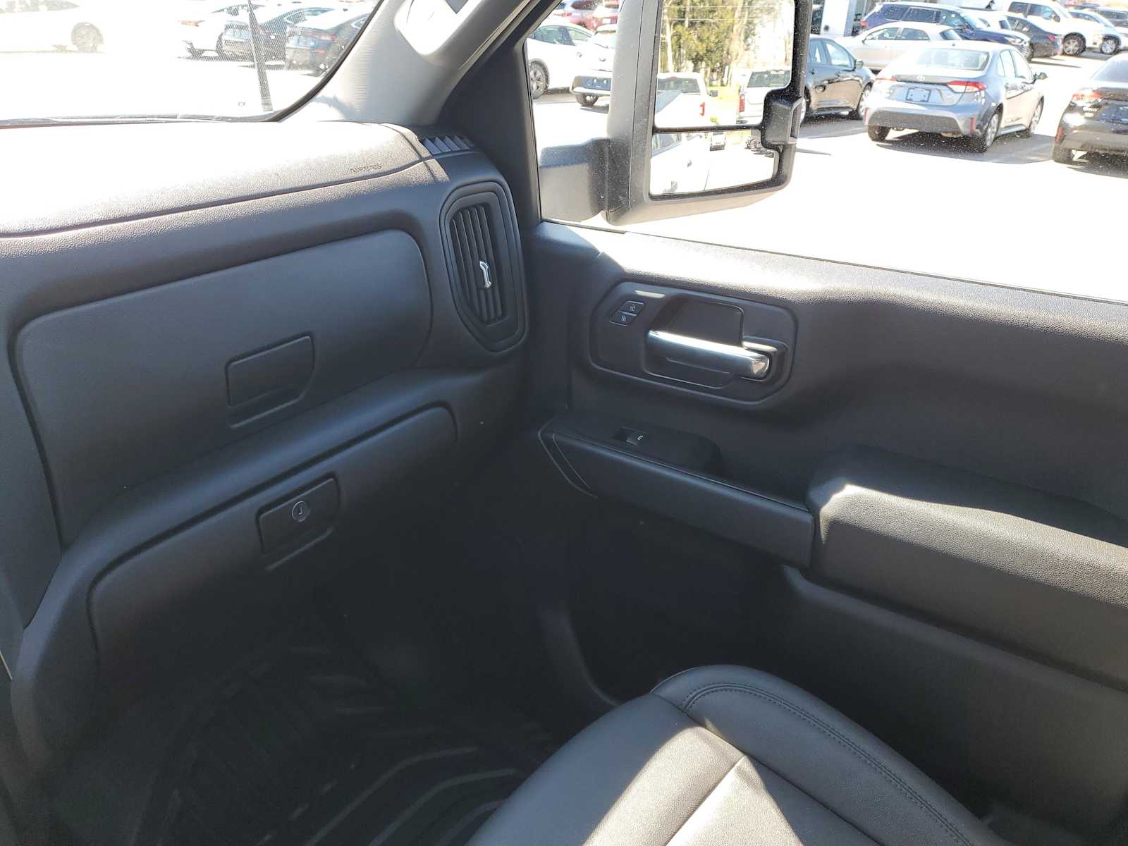 Thumbnail: 2025 GMC Sierra 3500 - 22