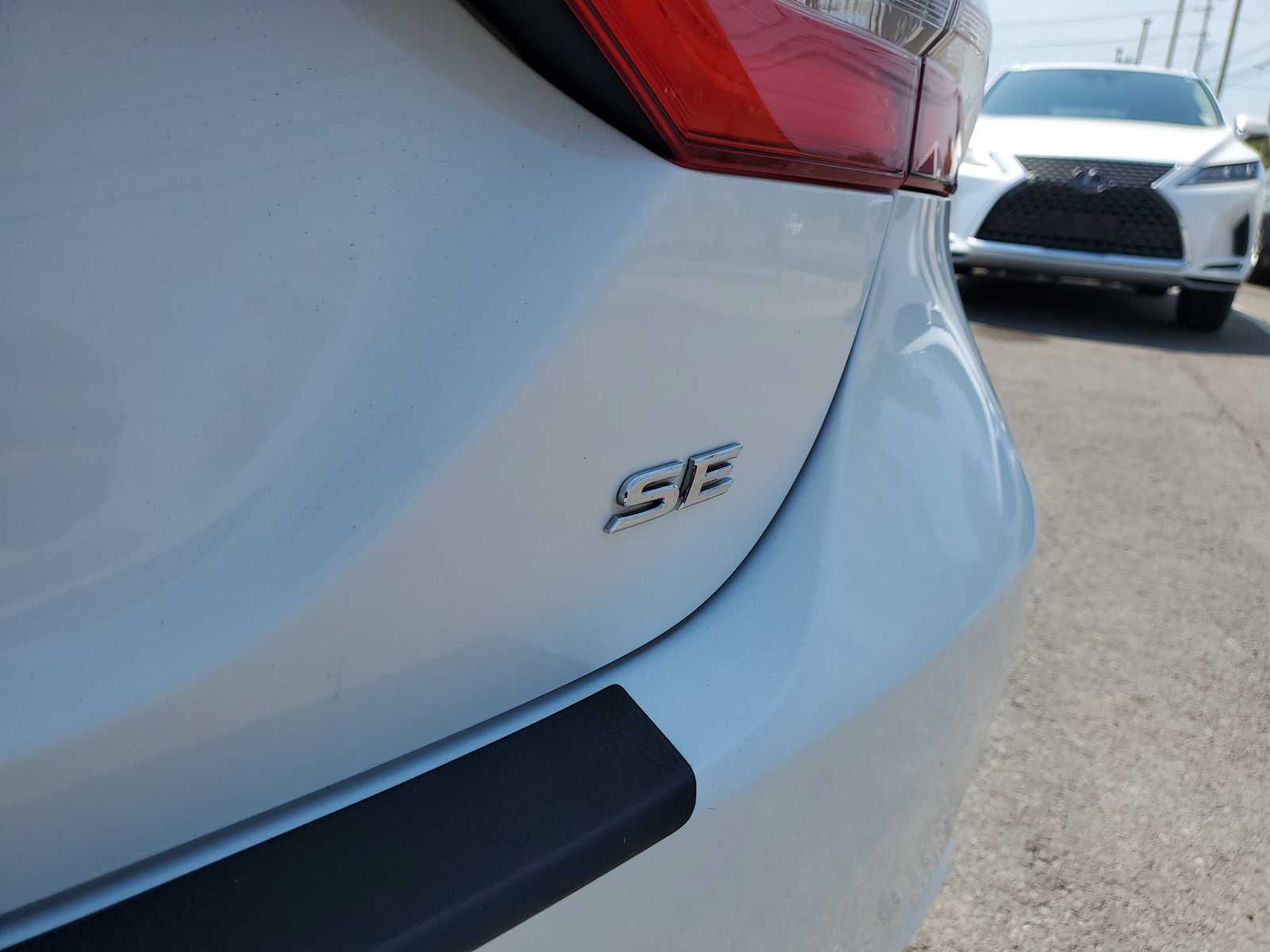 Thumbnail: 2019 Toyota Camry - 7